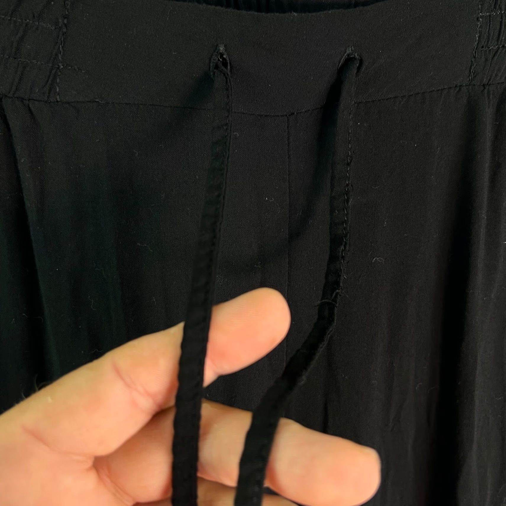 Vintage Vanilla Star Jogger Pants Womens XL Black Activewear Drawstring Elastic Waist Pockets 29" Inseam 100% Rayon Size 34" / US 12 / IT 48 - 5 Thumbnail