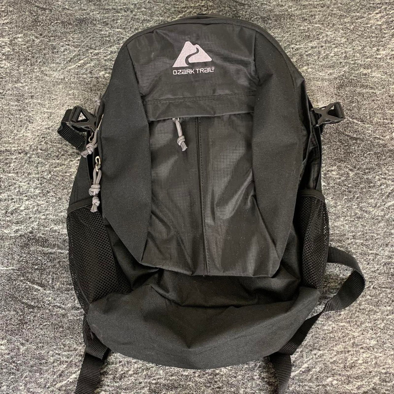 Goretex Ozark trail black outdoor backpack Size ONE SIZE - 1 Thumbnail