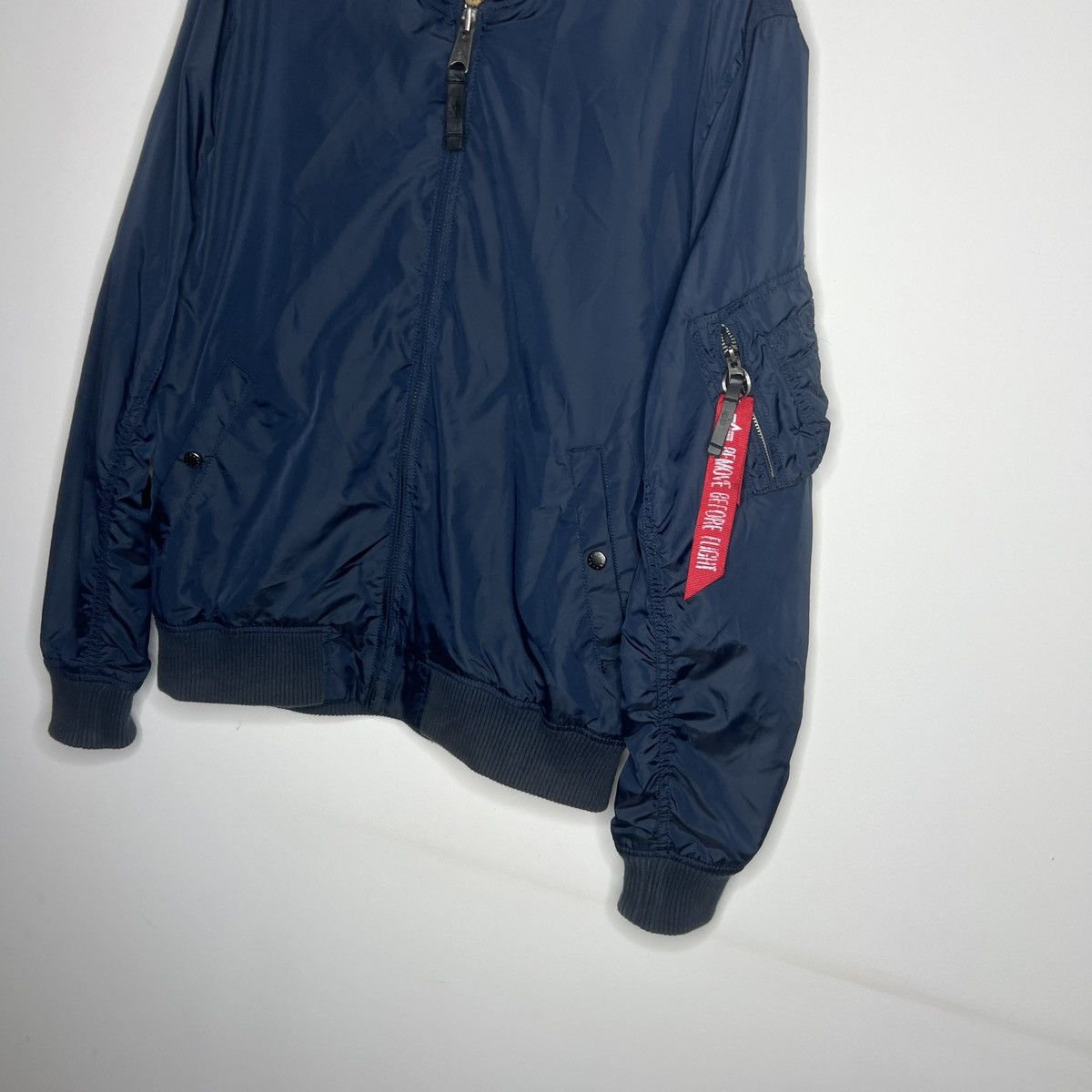 Alpha Industries Alpha Industries Bomber Jacket MA-1 Navy Nylon XL size Size US XL / EU 56 / 4 - 2 Thumbnail