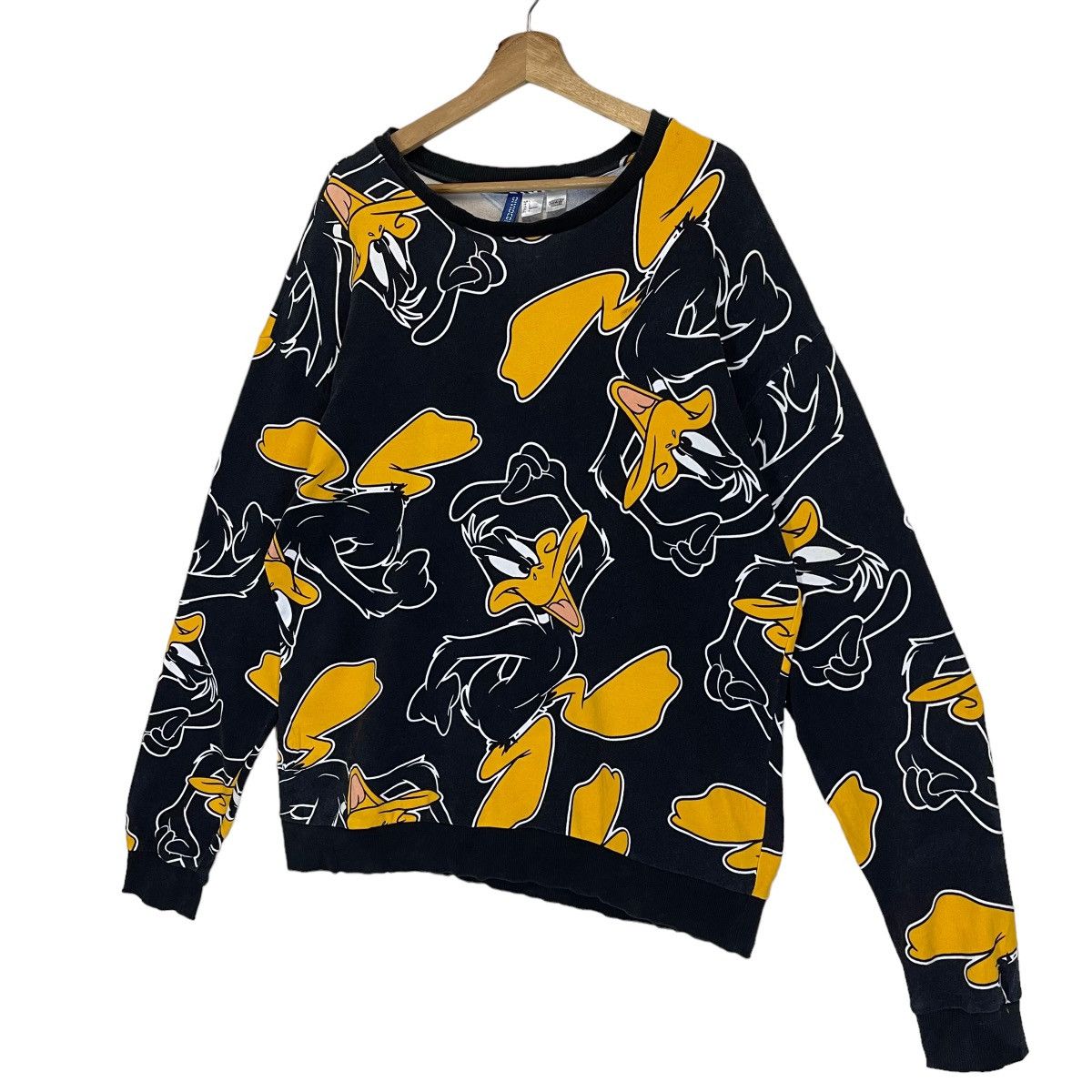 Cartoon Network × Disney × H&M Daffy Duck Looney Tunes Black All Over Print Sweatshirt Size US L / EU 52-54 / 3 - 3 Thumbnail