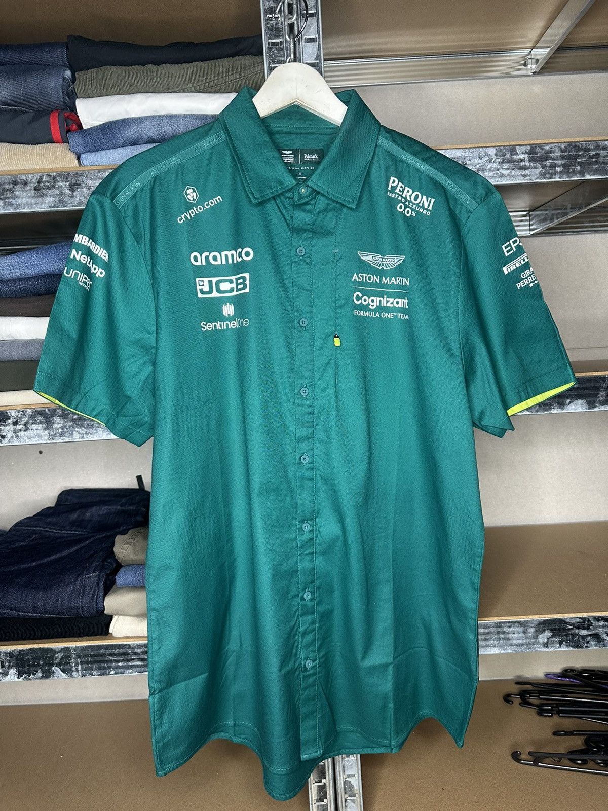 Formula 1 Aston Martin Cognizant F1 Team Shirt XL Official Pelmark Size US XL / EU 56 / 4 - 1 Thumbnail