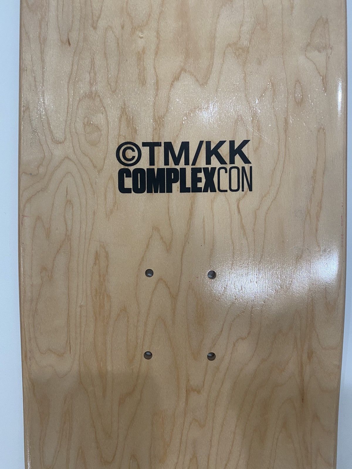Planche à Roulettes Takashi Murakami X ComplexCon – Skateboard Pollué – Lot De 3