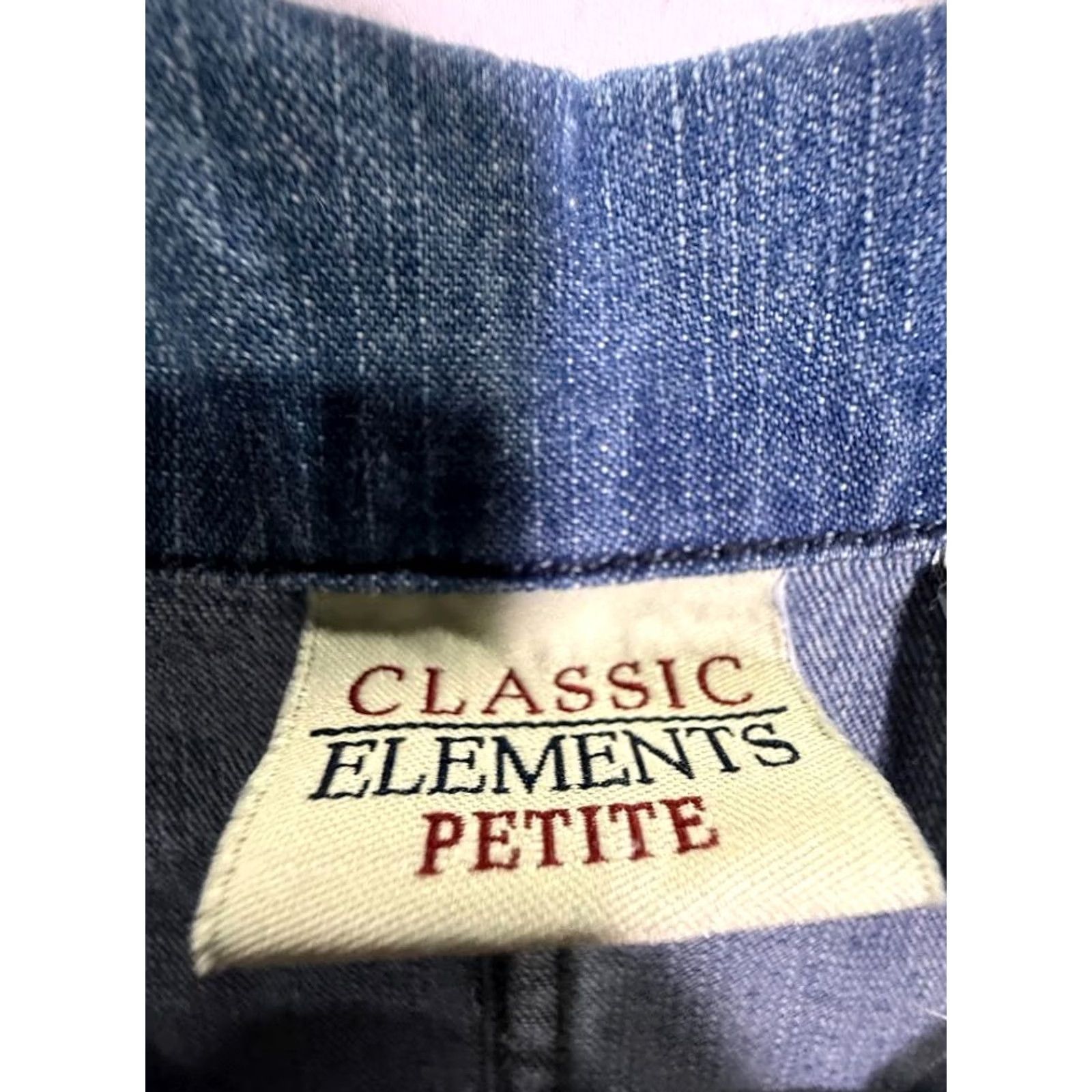 Vintage VINTAGE Classic Elements Denim Jacket Floral Embroidery Women's PL Blue 90s Embroidery Lightweight Button Front Jacket Men? Size L / US 10 / IT 46 - 3 Thumbnail