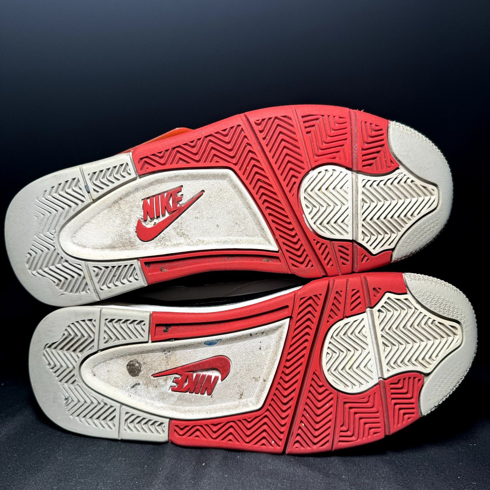 Jordan Brand × Nike Size 8 - Nike Air Jordan 4 Retro OG Fire Red 2020 Men' Shoes Size US 8 / EU 41 - 6 Thumbnail