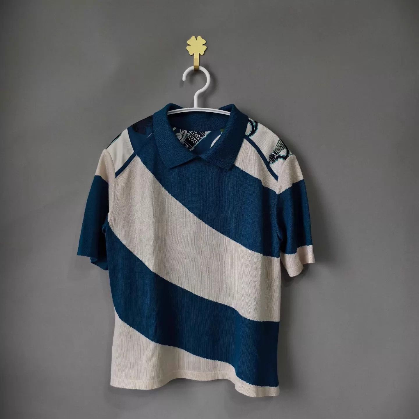 Hermes Hermes New White Blue Print Short-Sleeve Tee 34 99 Size XS / US 0-2 / IT 36-38 - 1 Thumbnail