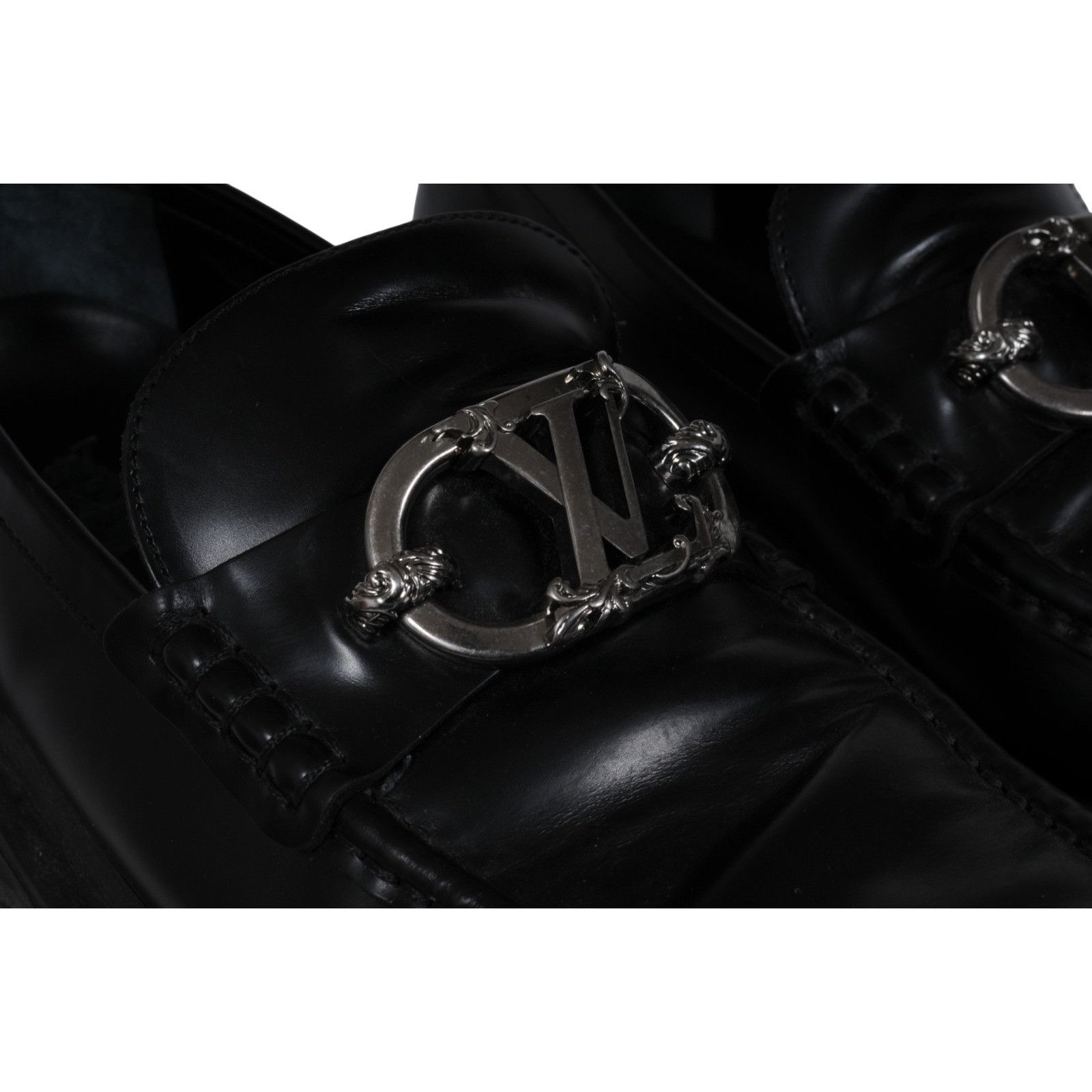 Louis Vuitton Baroque Loafers Black Leather Size US 11 / EU 44 - 8 Thumbnail