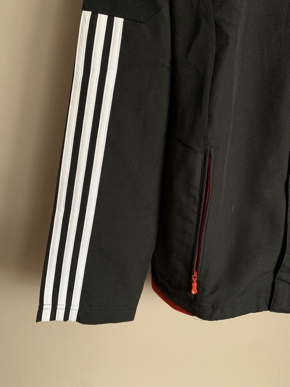 Adidas Bayern Munchen 2011 Football Track Jacket Adidas Black Sz S Size US S / EU 44-46 / 1 - 5 Thumbnail