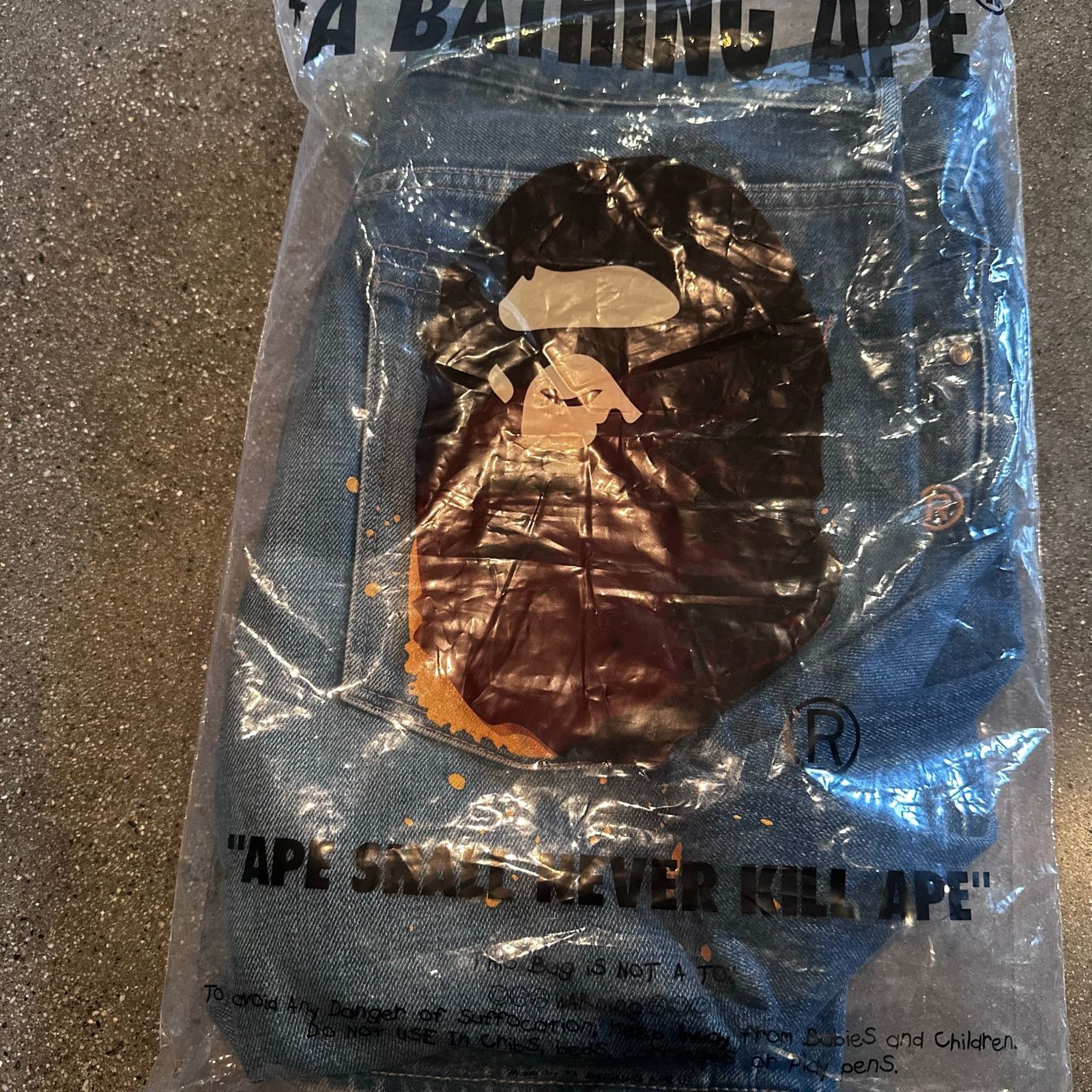 Bape 08 Bathing Ape paint splatter logo design washed denim jeans Size US 34 / EU 50 - 12 Thumbnail