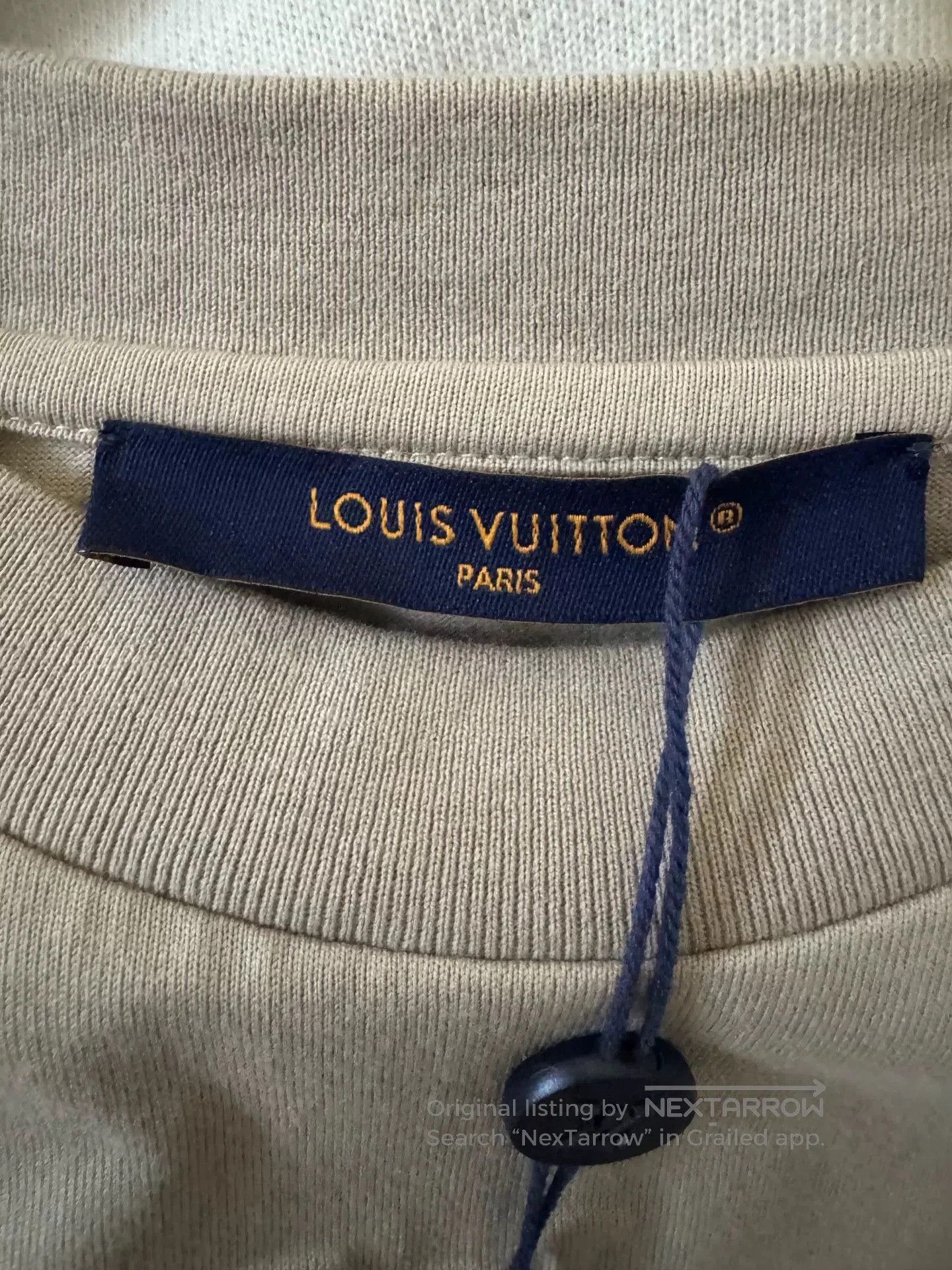 Louis Vuitton lv embossed logo short sleeve t-shirt. Size US S / EU 44-46 / 1 - 4 Thumbnail