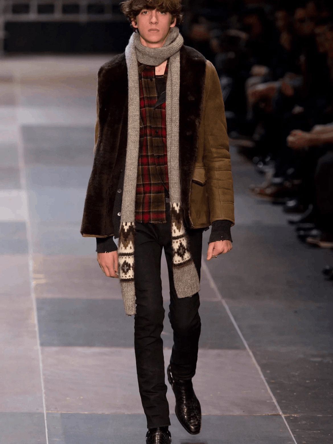 Other Saint Laurent Paris by Hedi 13AW Runway Tee-2508 Size US XL / EU 56 / 4 - 9 Thumbnail