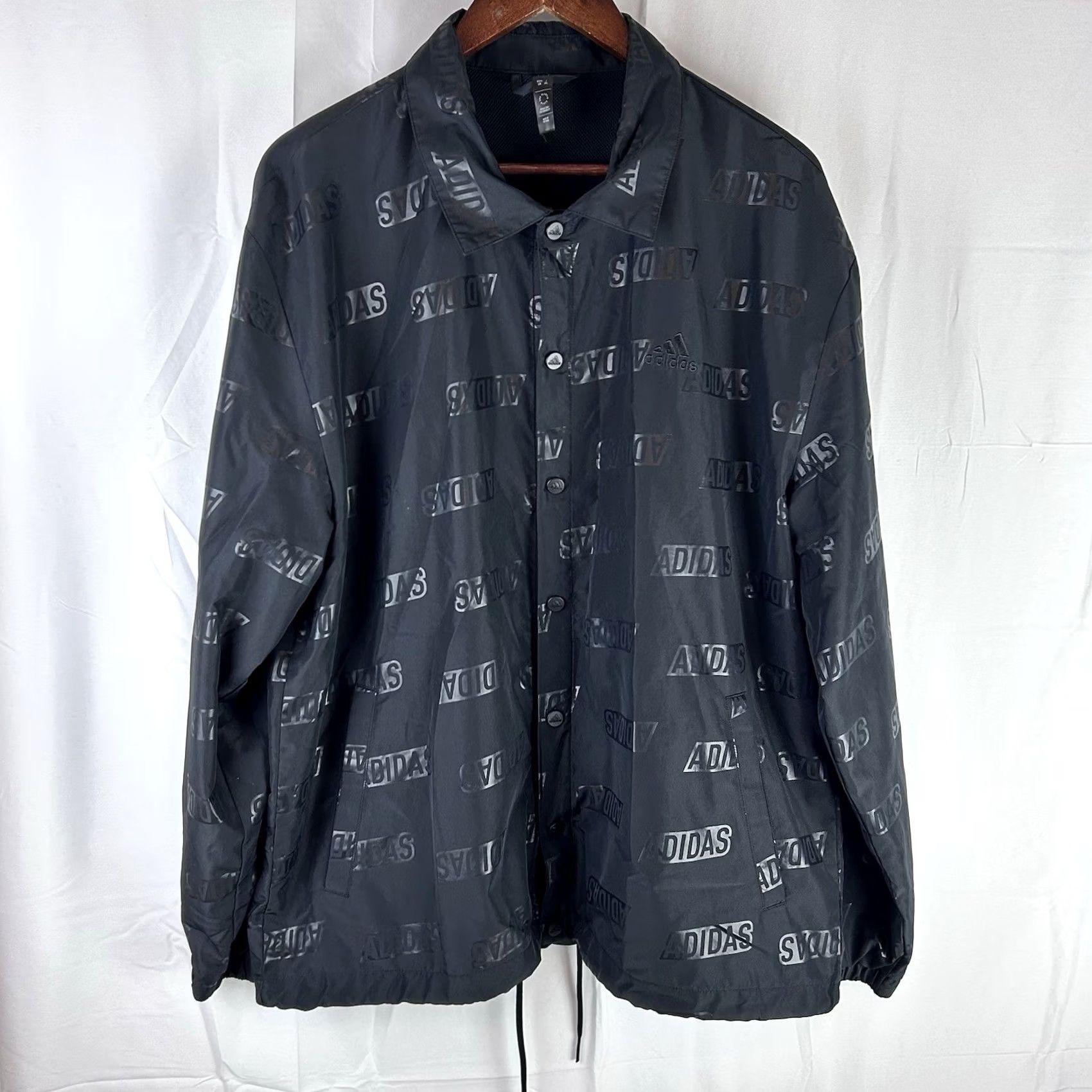 Adidas Adidas Embossed Woven Coaches Jacket Mens Large Black All Over Print IJ6434 Size US L / EU 52-54 / 3 - 2 Thumbnail