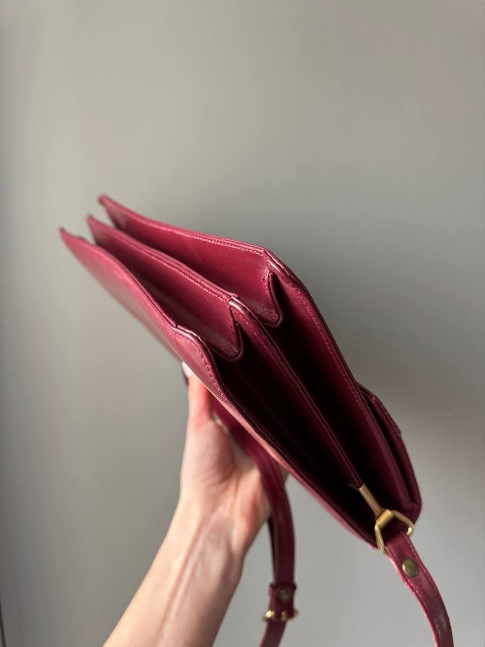 Cartier × Designer × Vintage Vintage Cartier Paris Burgundy Leather Bag Size ONE SIZE - 5 Thumbnail