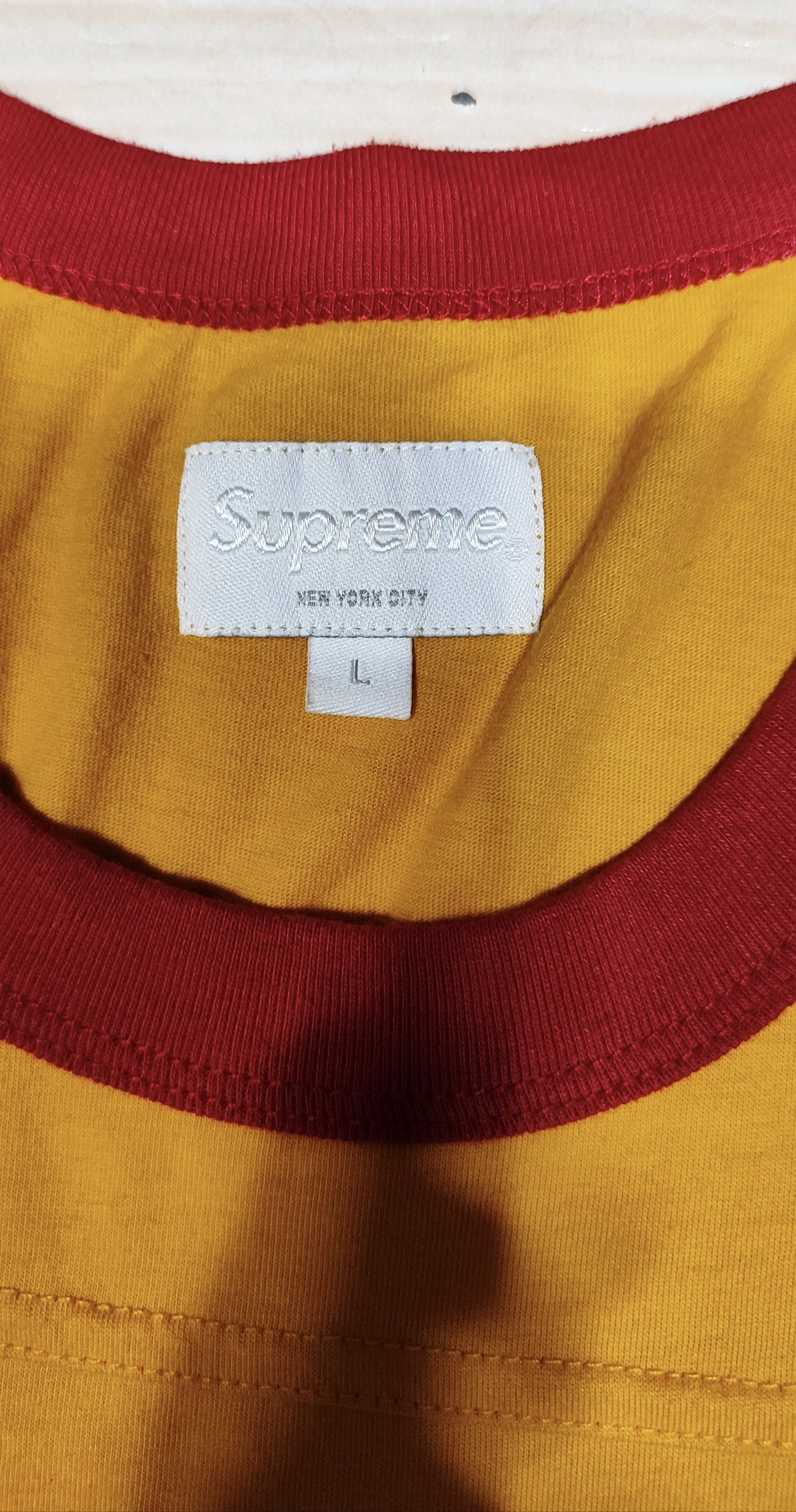 Supreme Supreme Vampirella Shirt Size US L / EU 52-54 / 3 - 6 Thumbnail