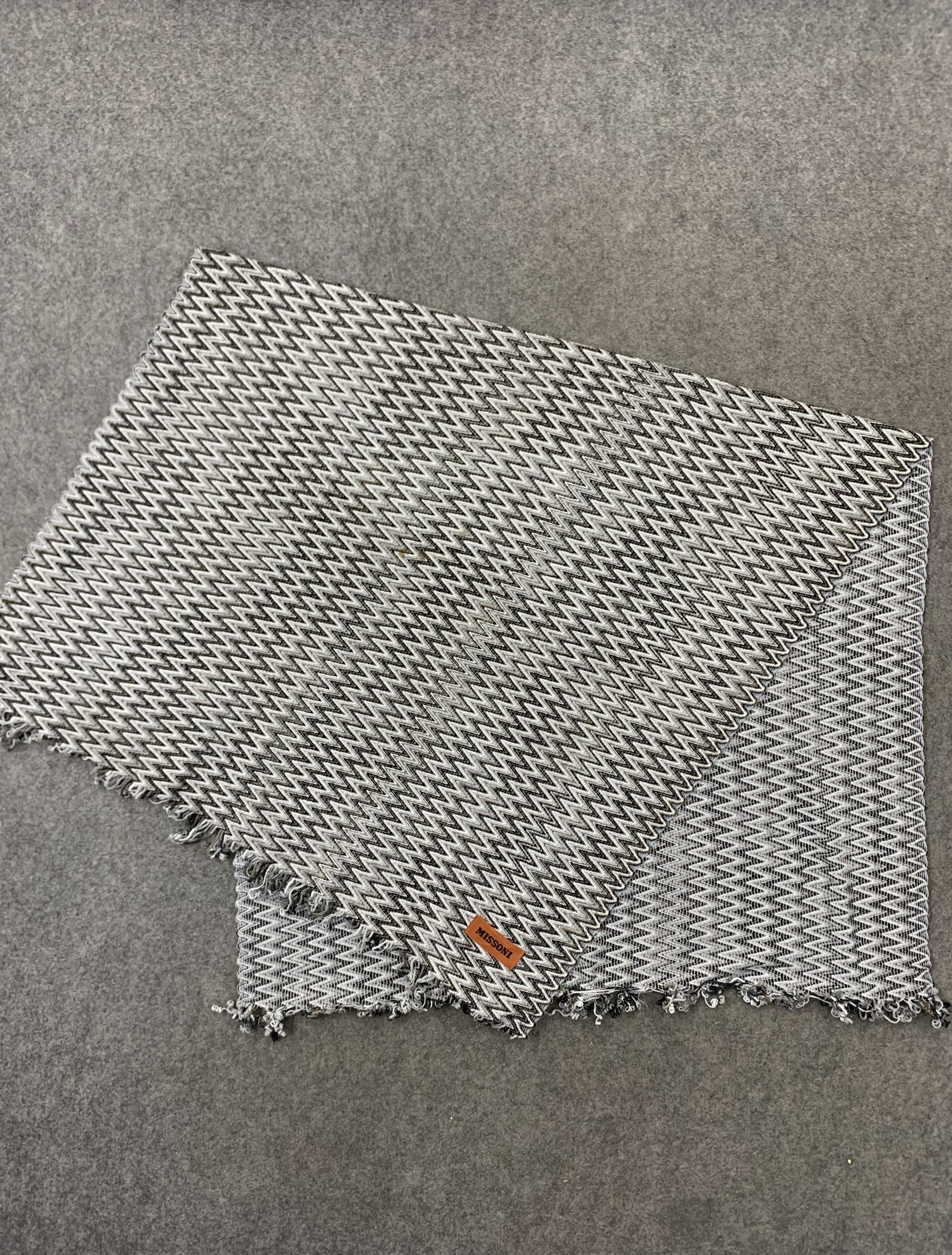 Missoni Missoni Scarf Wool Muffler Neck Wrap BL9303 Size ONE SIZE - 4 Thumbnail