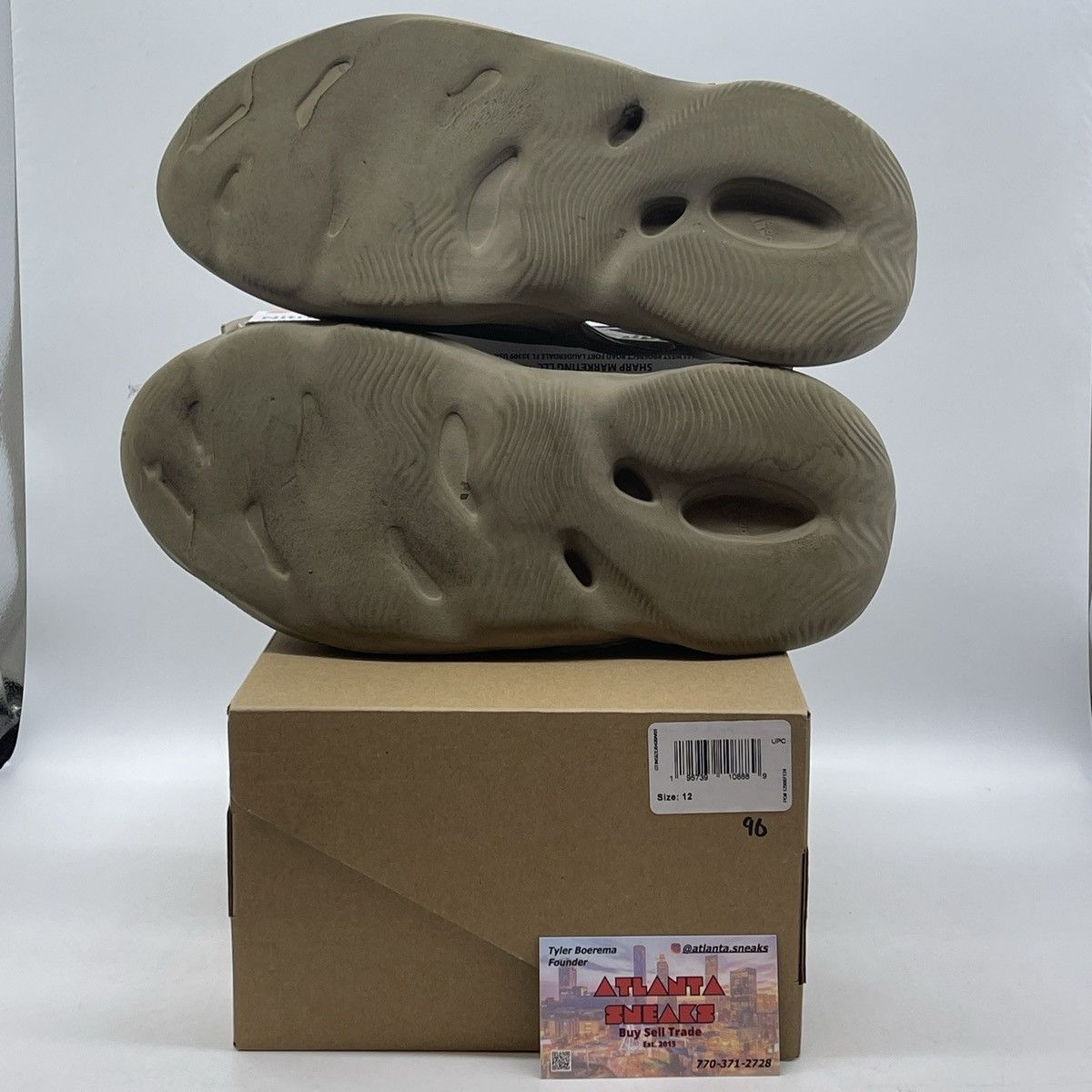 Yeezy foam runner stone sage