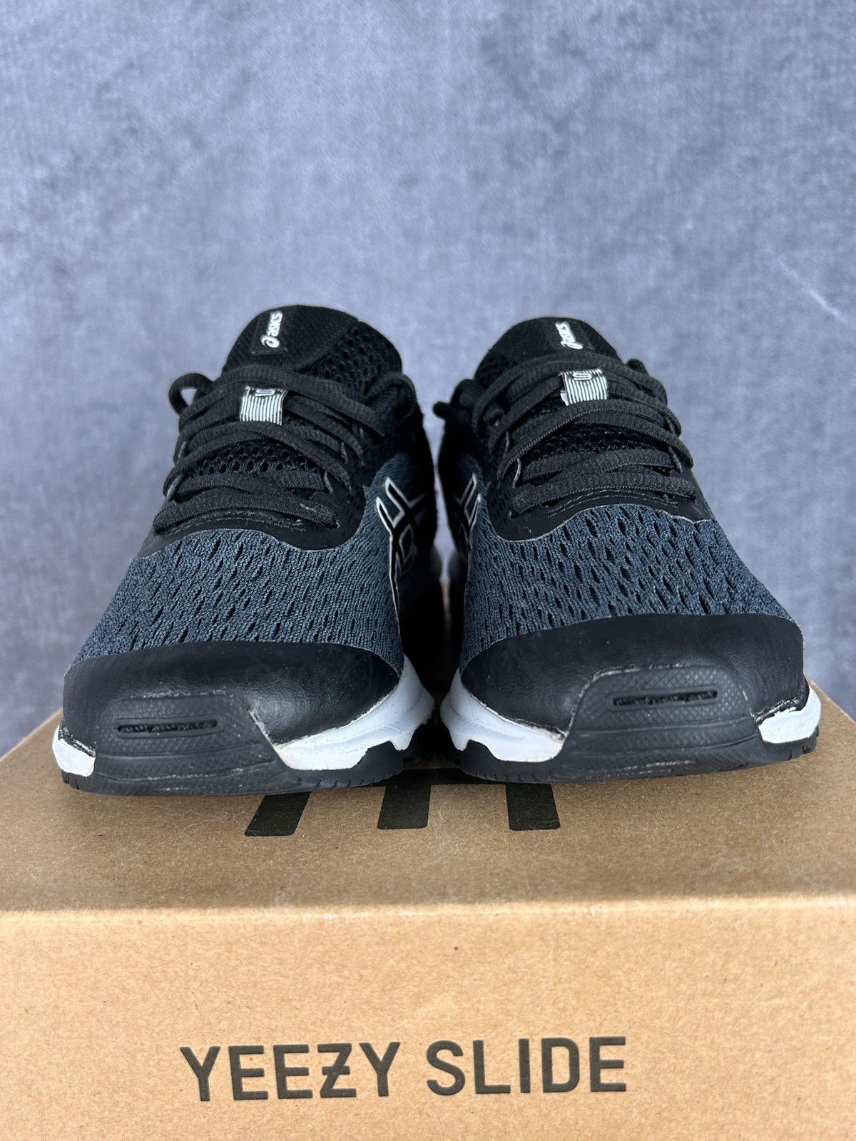 Asics Asics GT-1000 9 grey black running sneakers Size US 7.5 / IT 37.5 - 6 Thumbnail