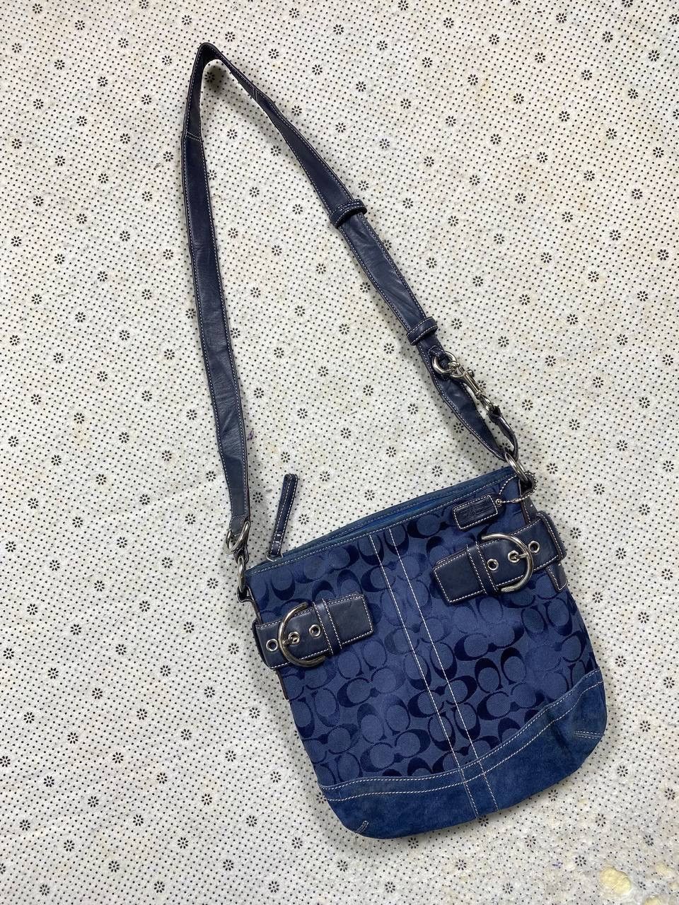 Coach Authentic Coach Sling Bag Size ONE SIZE - 1 Thumbnail