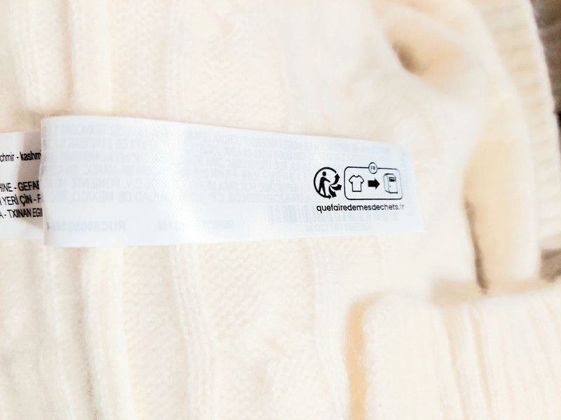 Zara 100% cashmere sweater jumper ecru thick weave u-neck vintage Size M / US 6-8 / IT 42-44 - 8 Thumbnail