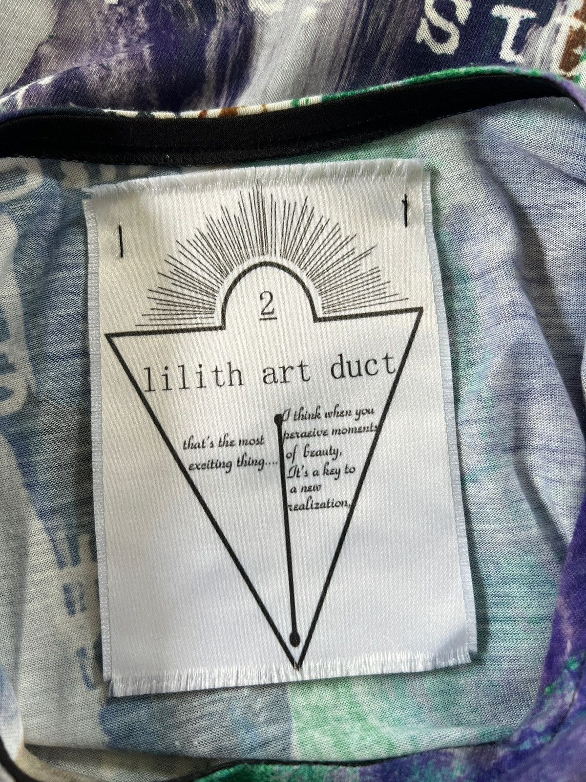 Japanese Brand Lilith Art Duct 🇯🇵 Rebuilt Off Shoulder Art Printed Shirt Size US L / EU 52-54 / 3 - 11 Thumbnail