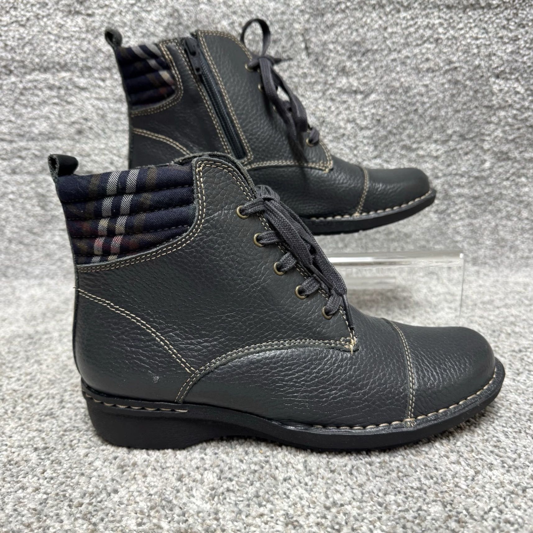 Clarks Clarks Boots Womens Combat Ankle Leather Size 7 Gray Casual Grunge Dark Academia City Biker Travel Size US 5 / IT 35 - 2 Thumbnail