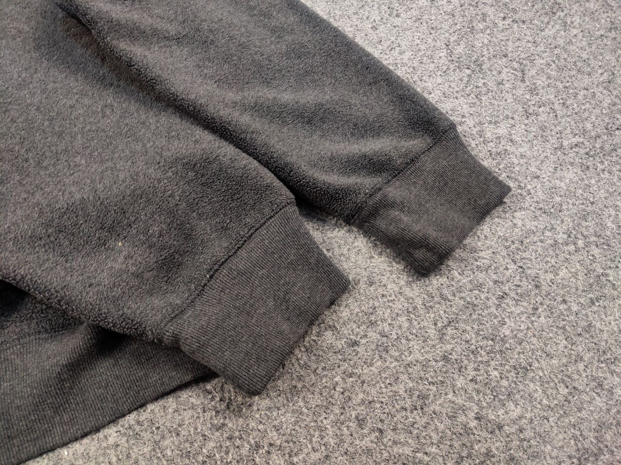 Gap Vintage 90's Gap Usa Dark Gray Fleece Center Logo Hoodie Size US M / EU 48-50 / 2 - 12 Thumbnail