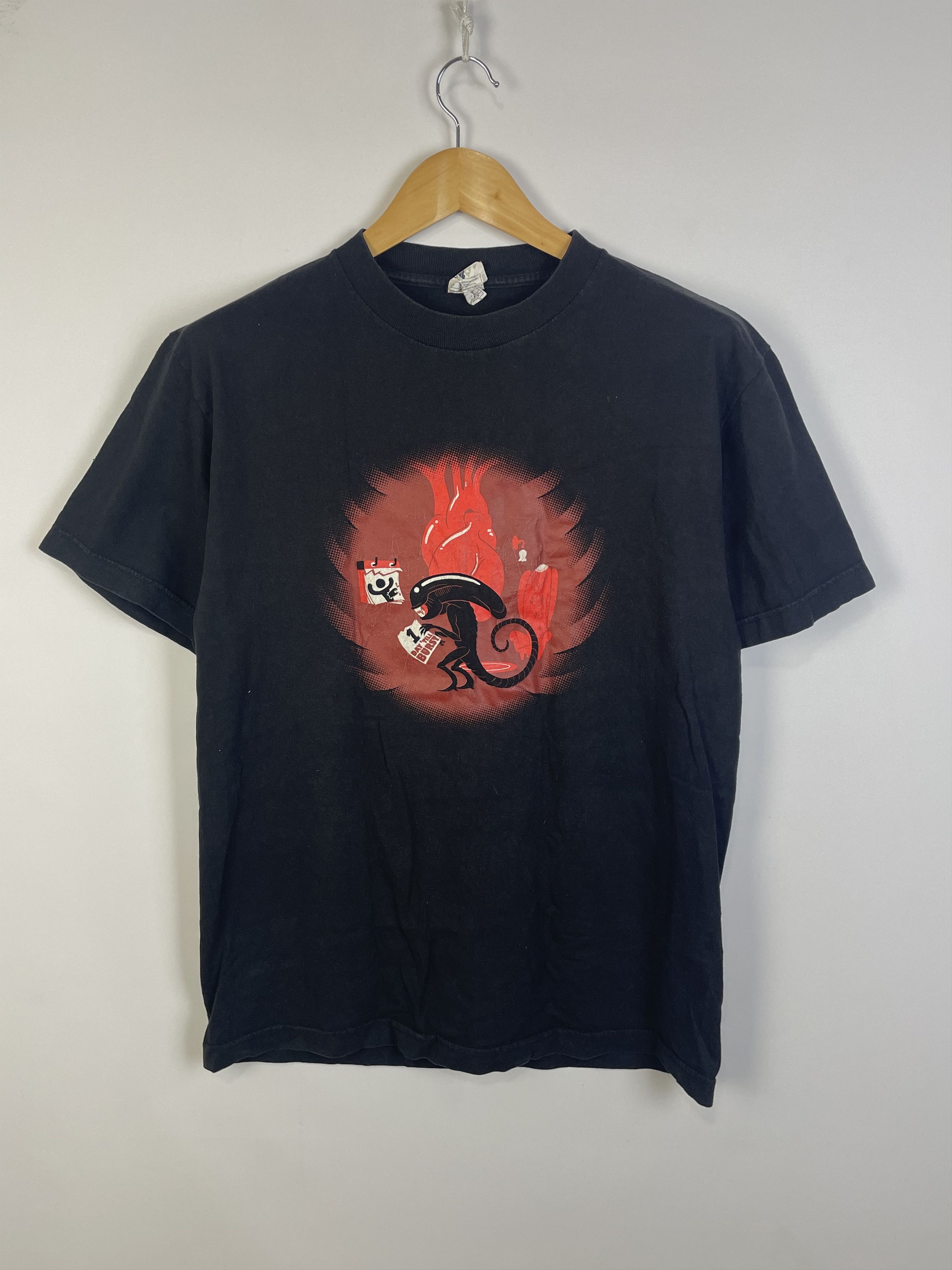 Vintage Alien vs Predator Vintage T-Shirt Size Medium Size US M / EU 48-50 / 2 - 1 Thumbnail