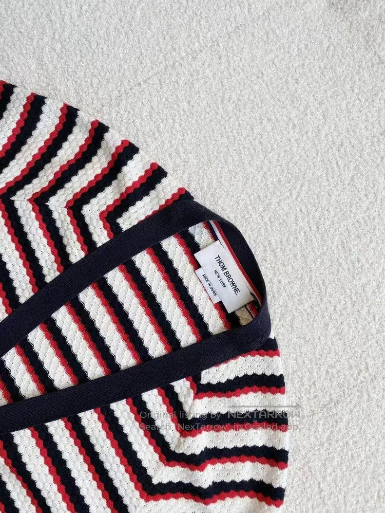 Thom Browne Thom Browne Single row knit cardigan Size US L / EU 52-54 / 3 - 4 Thumbnail