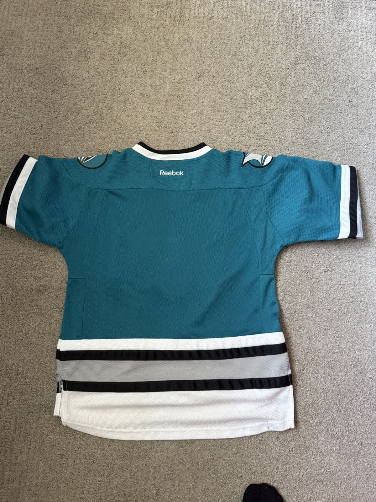 Reebok Reebok hockey jersey Size US L / EU 52-54 / 3 - 1 Thumbnail