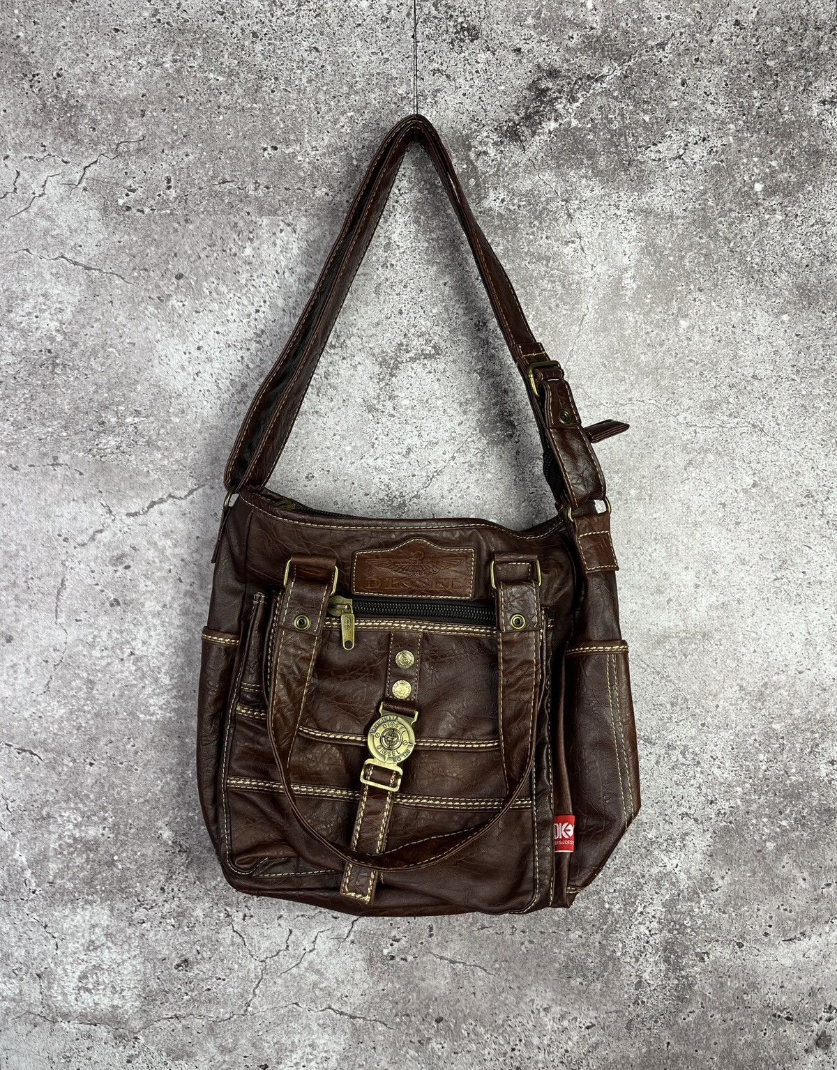 Diesel Diesel Faux Leather Shoulder Bag Multi Pocket Vintage Y2K Size ONE SIZE - 1 Thumbnail