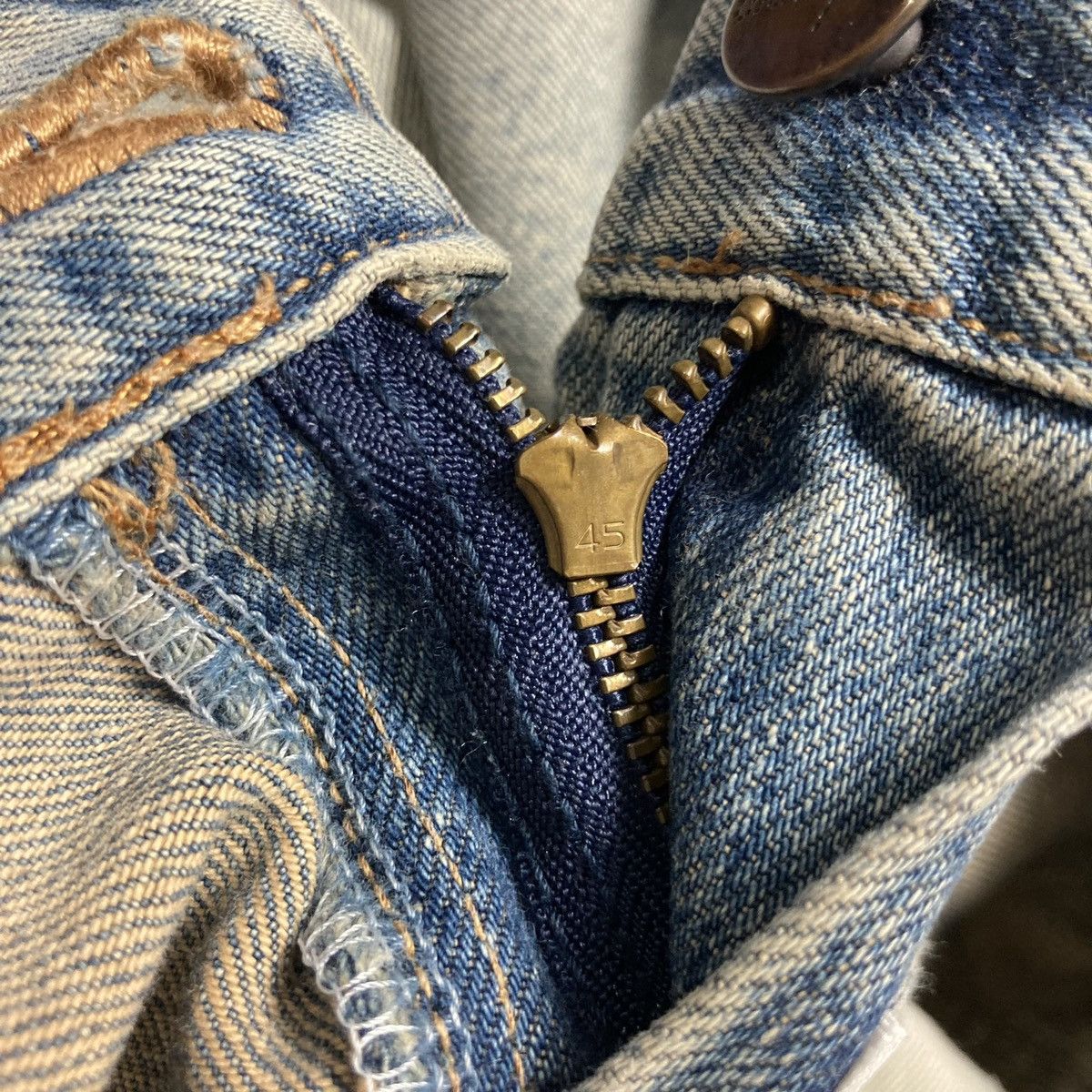 Japanese Brand × Vintage × Wrangler WRANGLER - Vtg 90s Jorts Mudwash Distressed Jeans 🇯🇵 Size US 34 / EU 50 - 13 Thumbnail