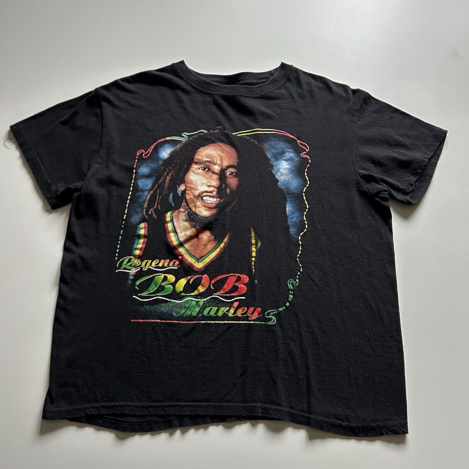Band Tees Vintage 2000s Bob Marley Legend Graphic T Shirt Medium Boxy Size US M / EU 48-50 / 2 - 1 Thumbnail
