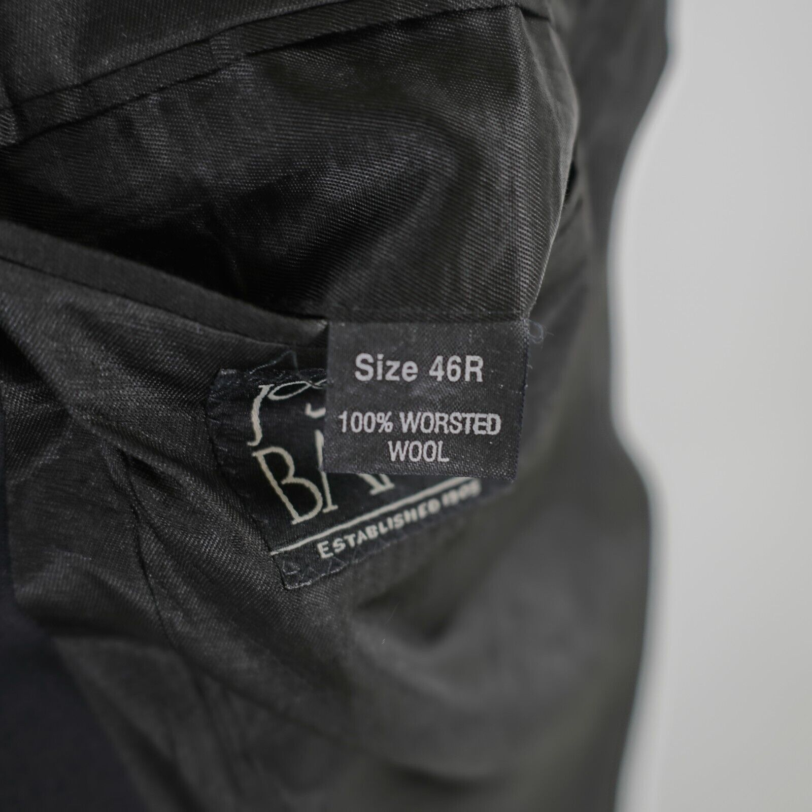 Jos. A. Bank Jos A Bank Worsted Wool Black 2 Button Blazer 44L Tagged 46R Size 44L - 9 Thumbnail