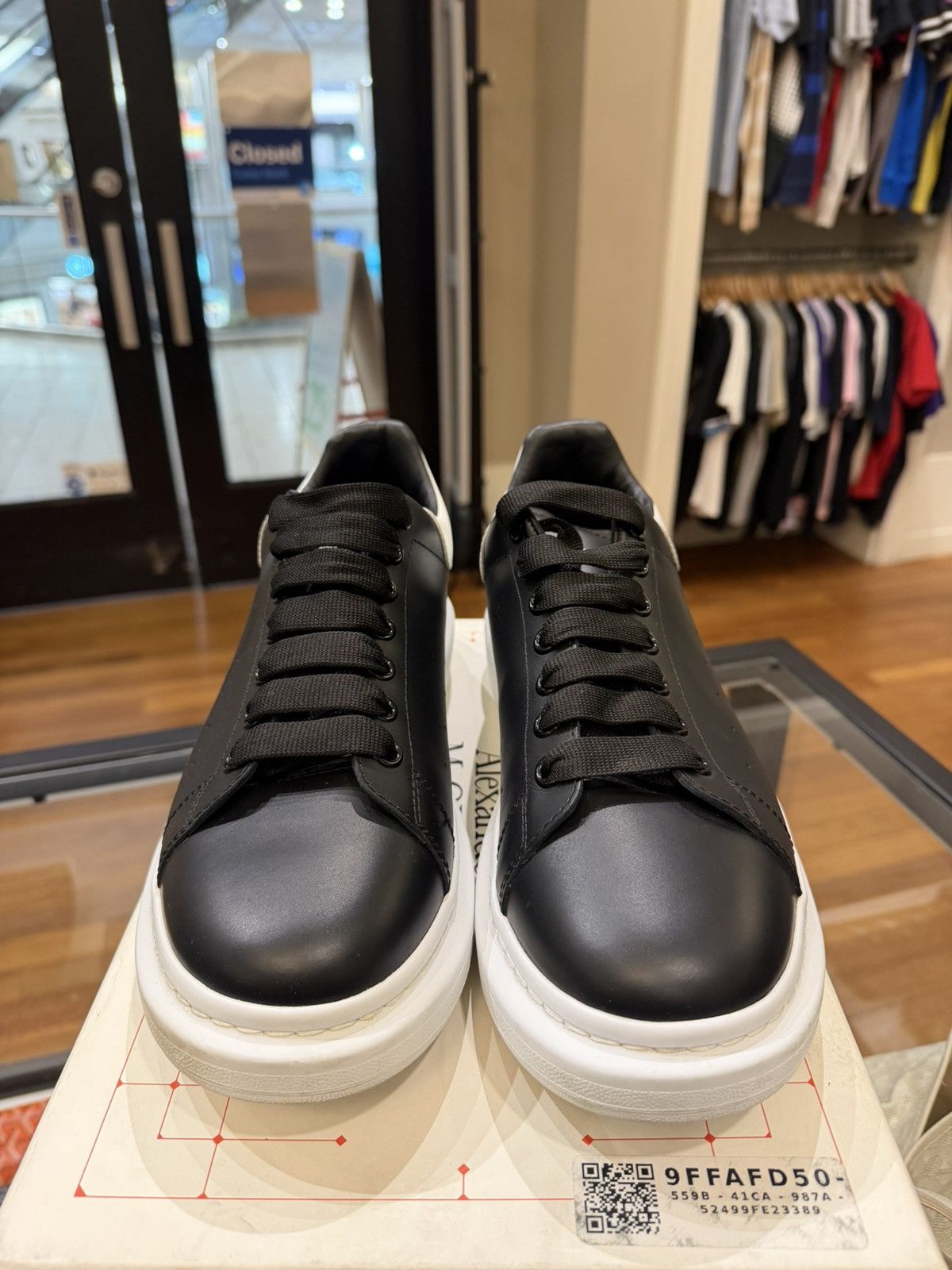 Alexander McQueen Alexander McQueen Oversized Size US 12 / EU 45 - 6 Thumbnail