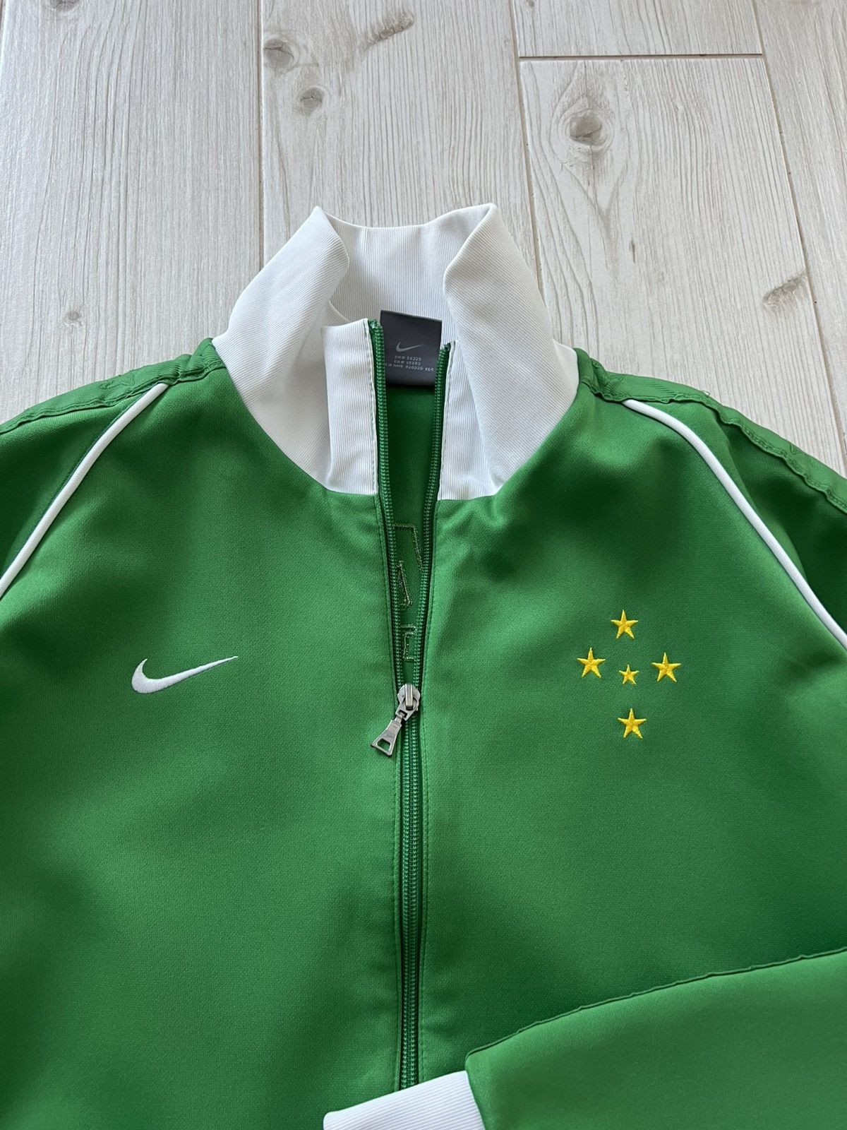 Nike Nike Brazil Mens Vintage Soccer Jacket Size US L / EU 52-54 / 3 - 7 Thumbnail