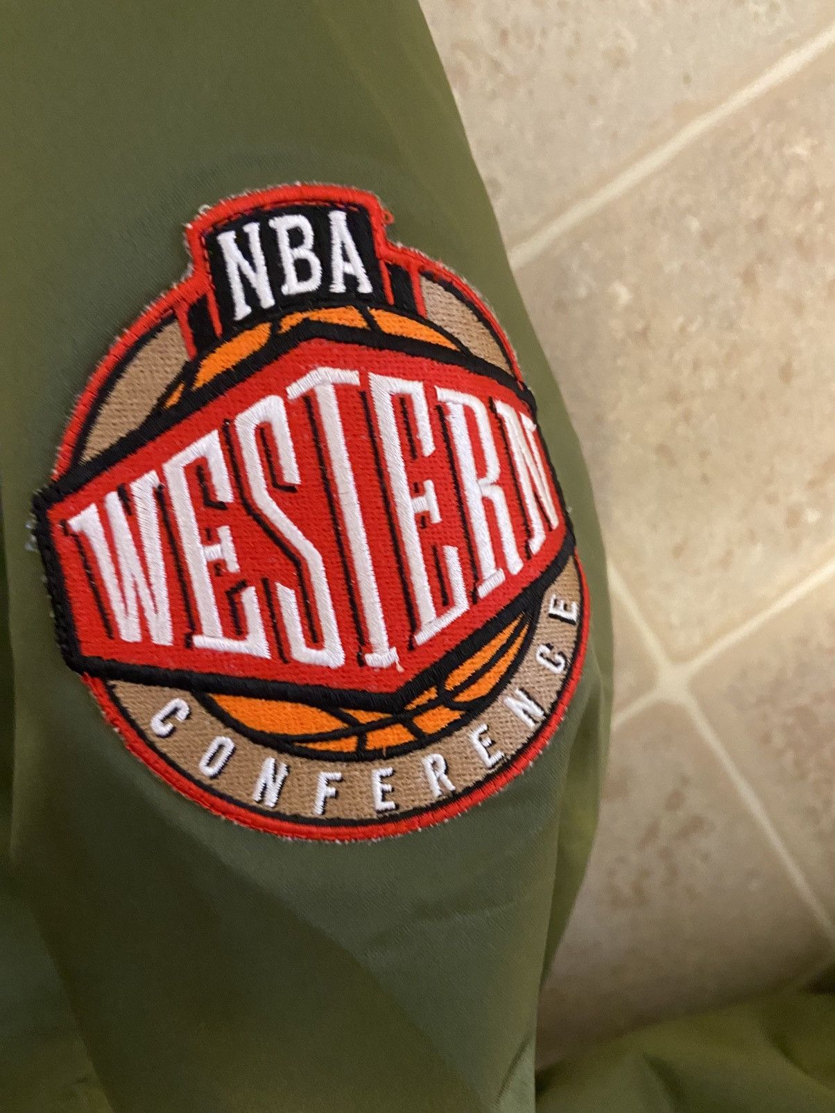 Mitchell & Ness × NBA × Vintage Mens Medium Limited Edition Portland Trailblazer Bomber Size US M / EU 48-50 / 2 - 5 Thumbnail