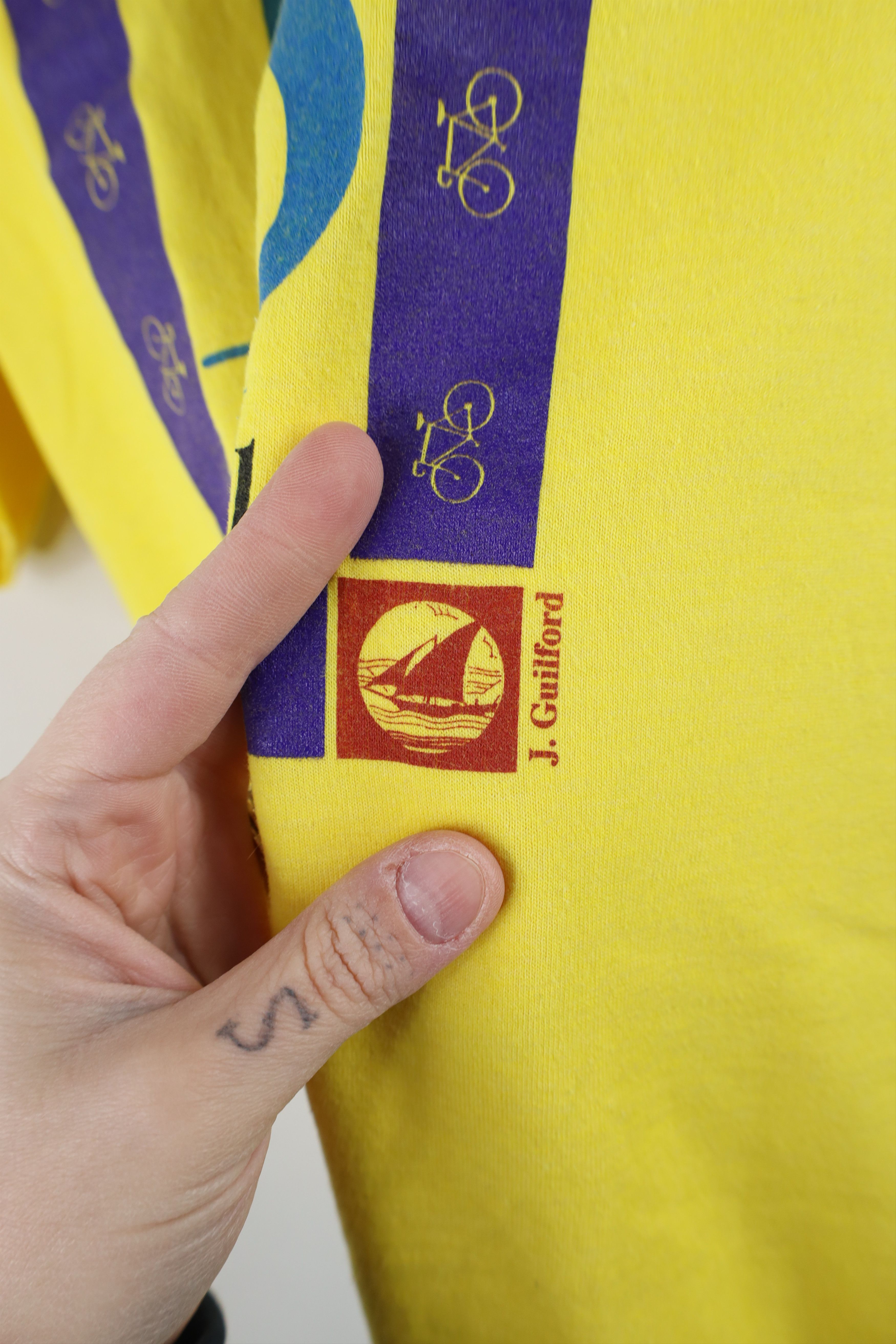 Vintage Vintage 90s Streetwear Cycling Michigan T-Shirt Yellow USA Size US XL / EU 56 / 4 - 5 Thumbnail