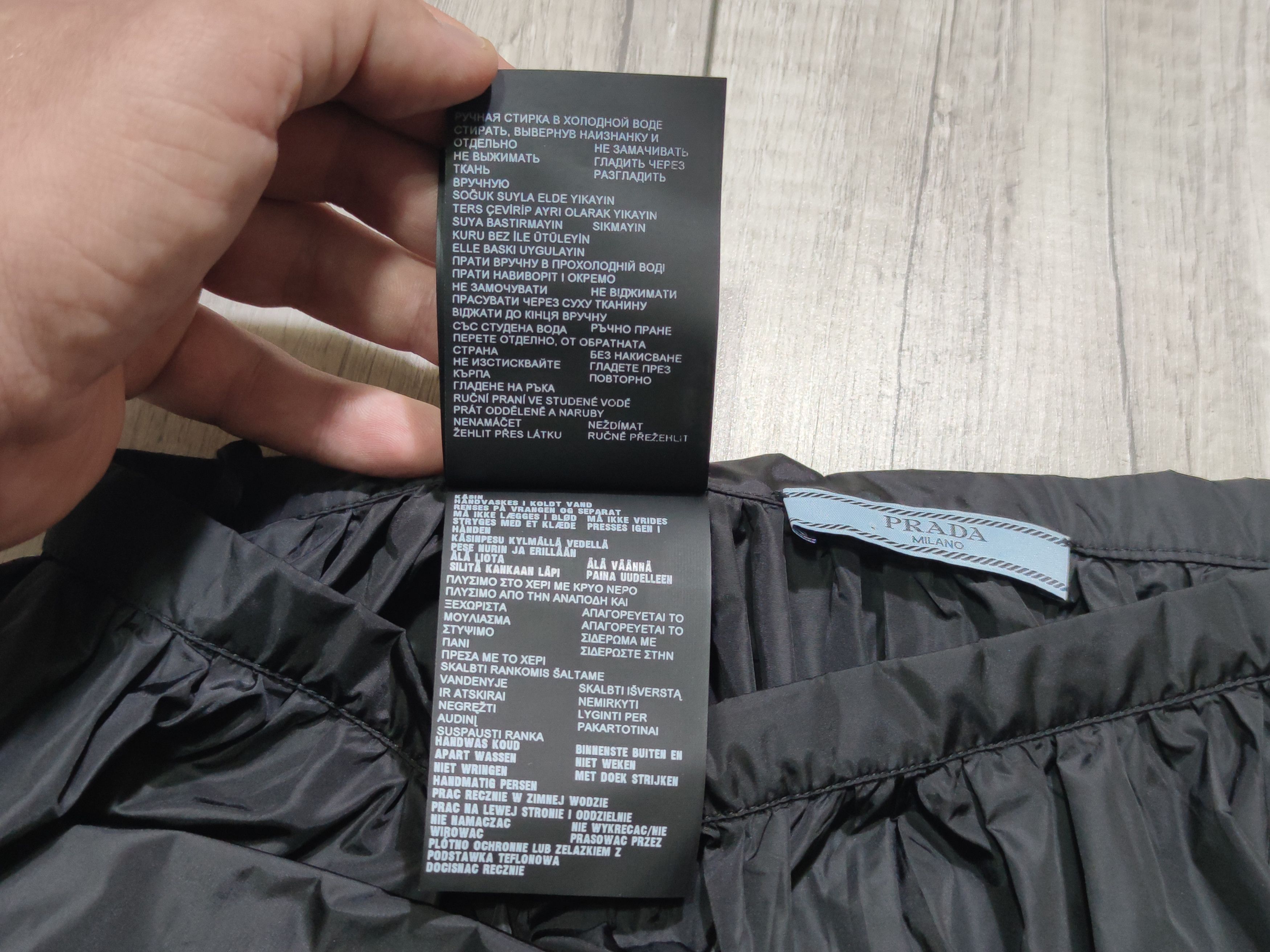 Prada Prada Nylon Black Midi Skirt Size 42 Size 28" / US 6 / IT 42 - 15 Thumbnail