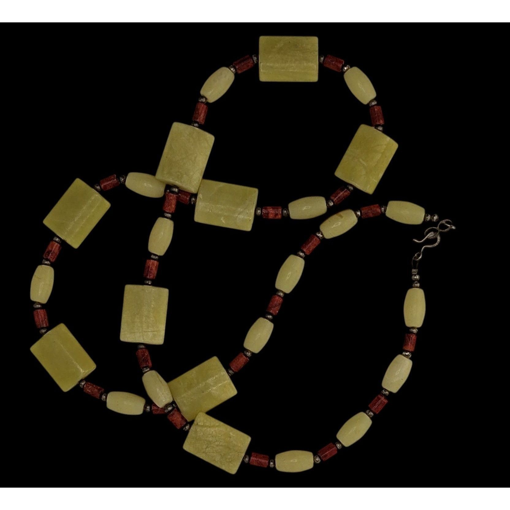 Other Vintage Handmade Jade And Coral Beaded Necklace With Sterlin Size ONE SIZE - 2 Thumbnail