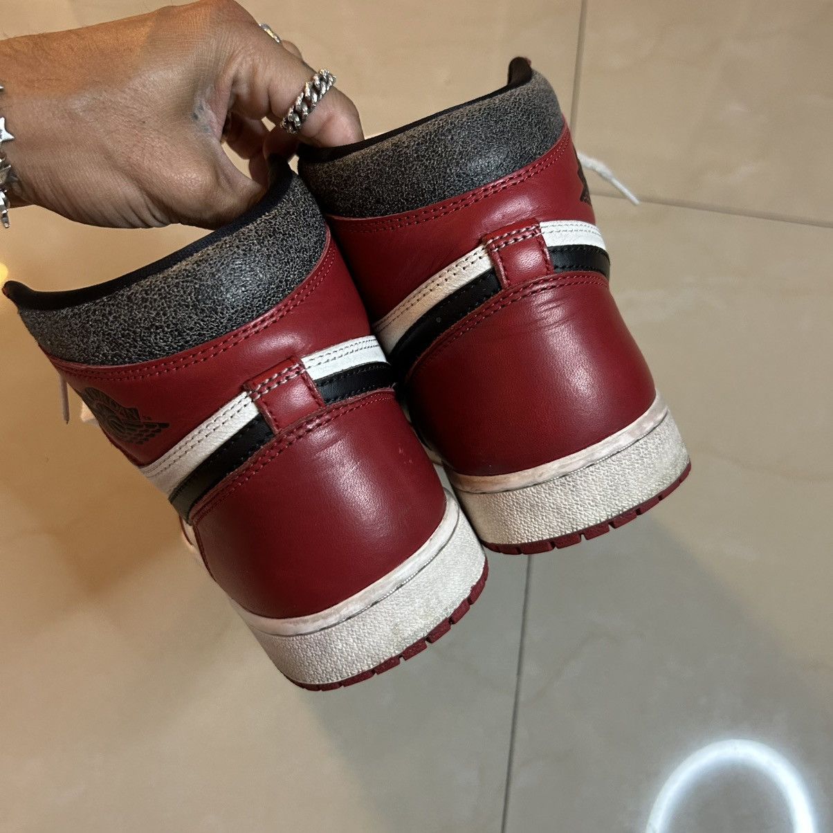 Jordan Brand Jordan 1 Chicago Lost n Found Size US 9.5 / EU 42-43 - 4 Thumbnail