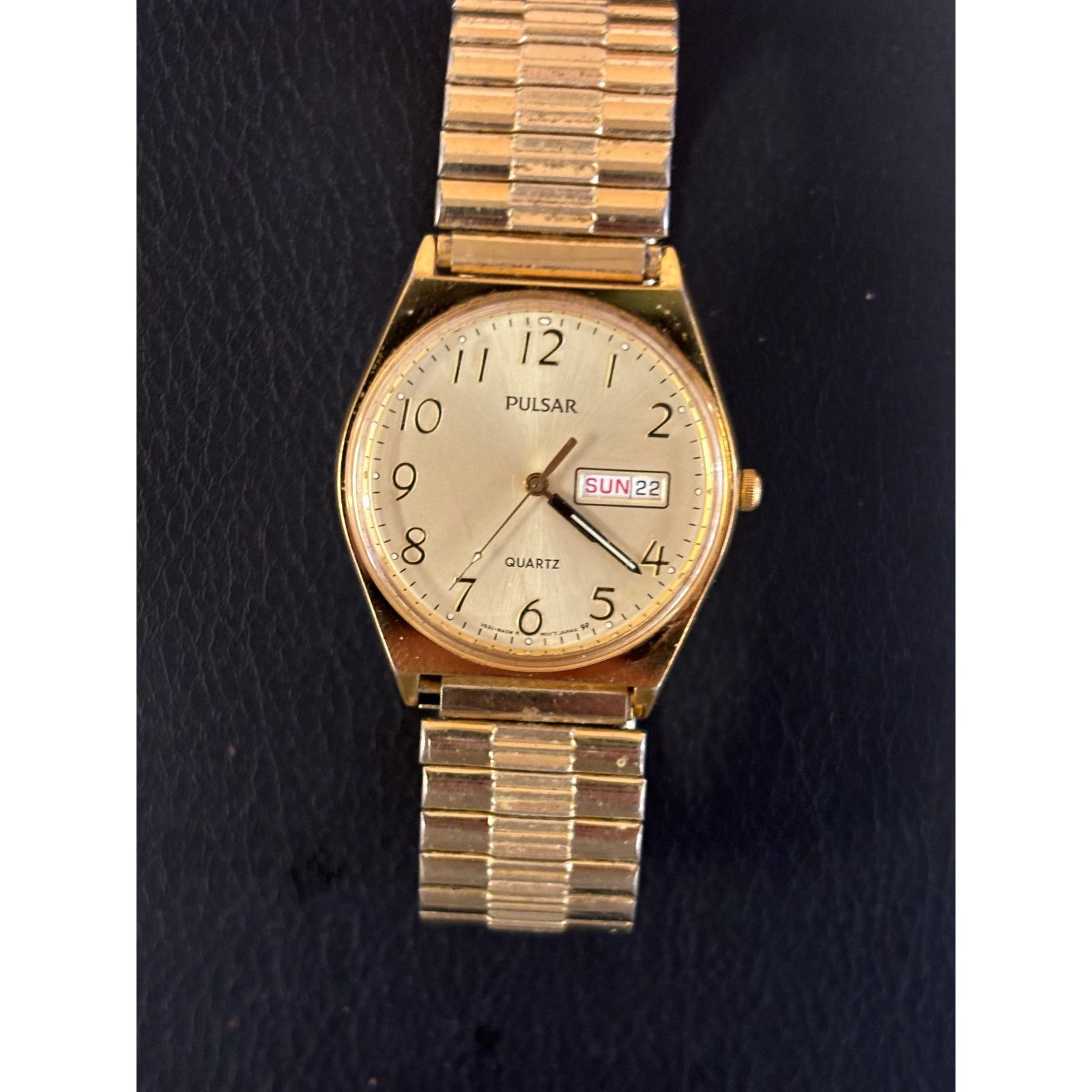 Pulsar Pulsar V533-8A70 Gold Tone Men’s Watch! New Battery! Size ONE SIZE - 2 Thumbnail