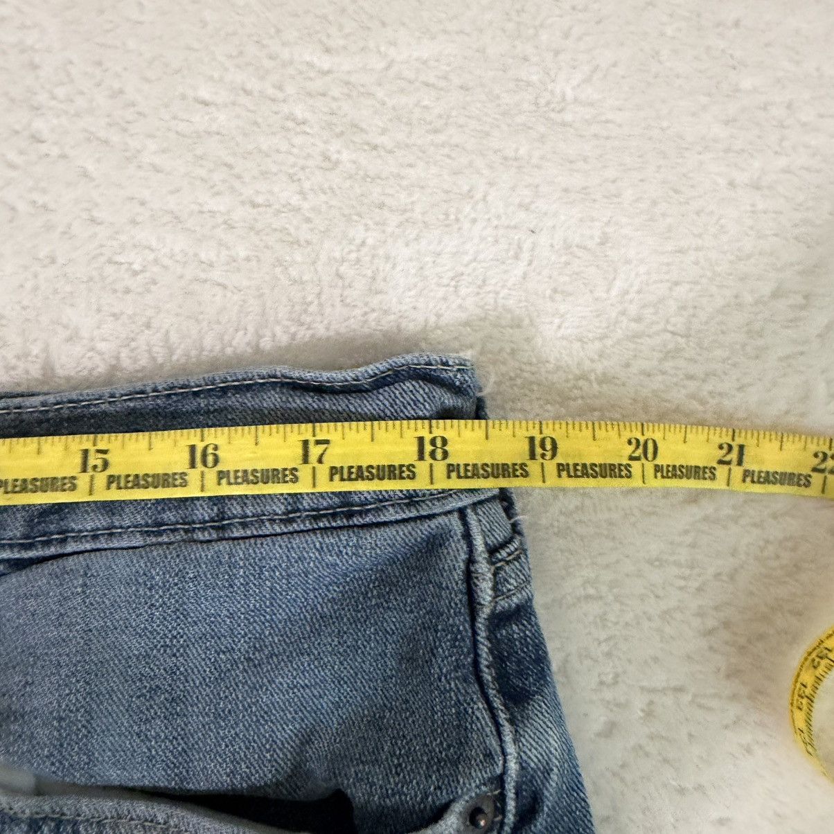 Levi's Vintage Levi’s Signature 561 Relaxed Jeans Size US 36 / EU 52 - 6 Thumbnail