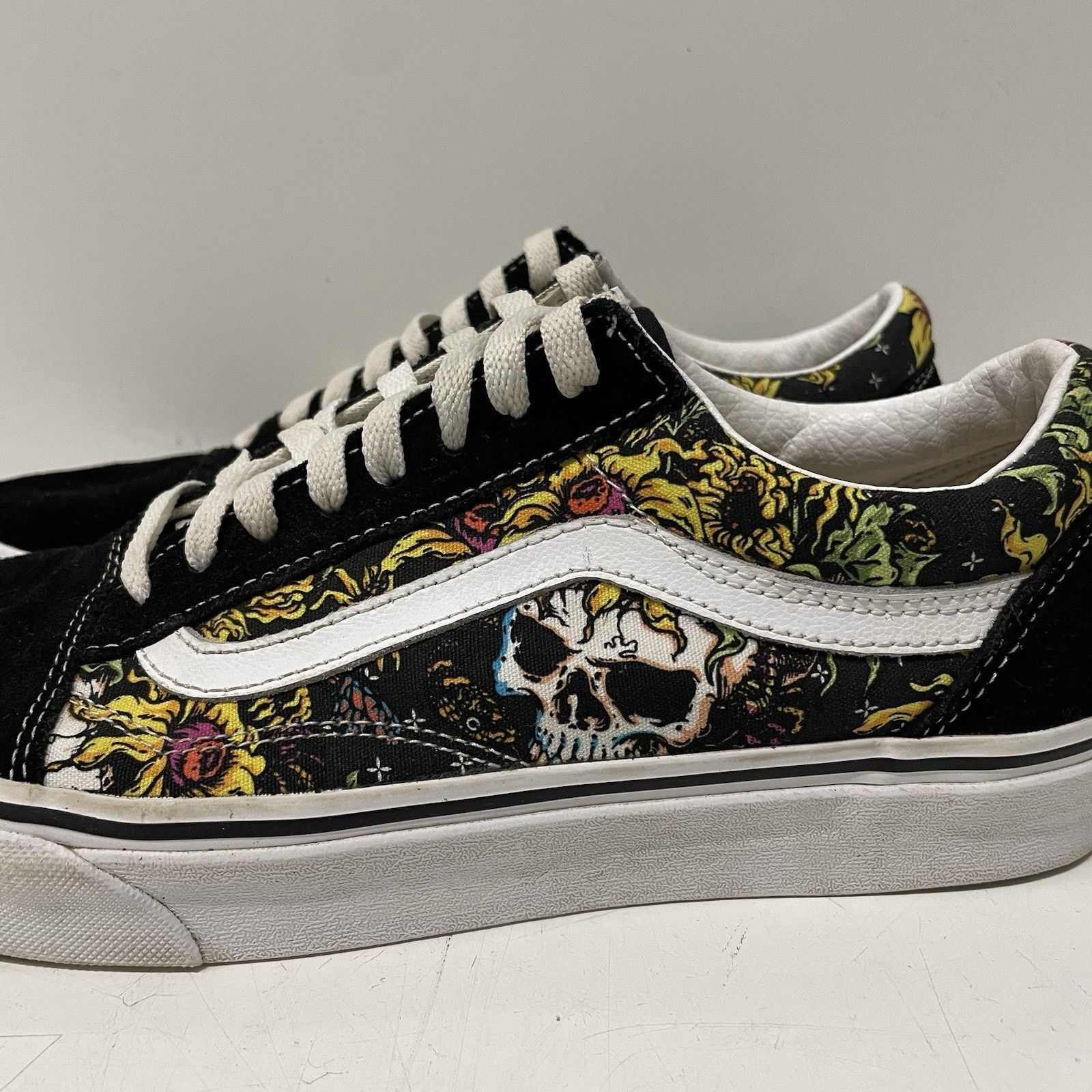 Vans Vans Old Skool Men 9.5 Beauty Skull Canvas Suede Skate Shoes Size US 9.5 / EU 42-43 - 2 Thumbnail