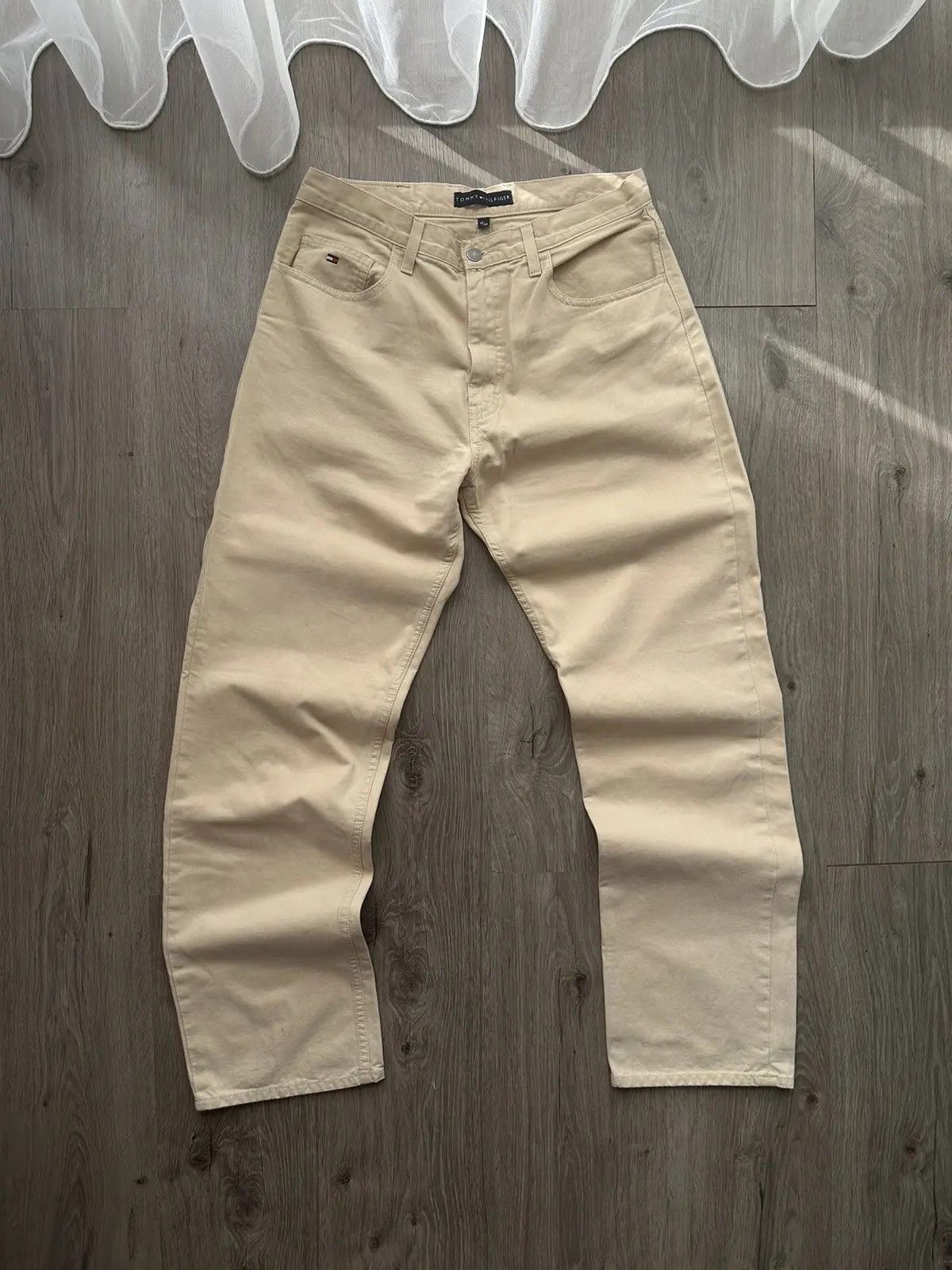 Tommy Hilfiger × Vintage Vintage Tommy Hilfiger Beige Casual Pants Size US 32 / EU 48 - 2 Thumbnail
