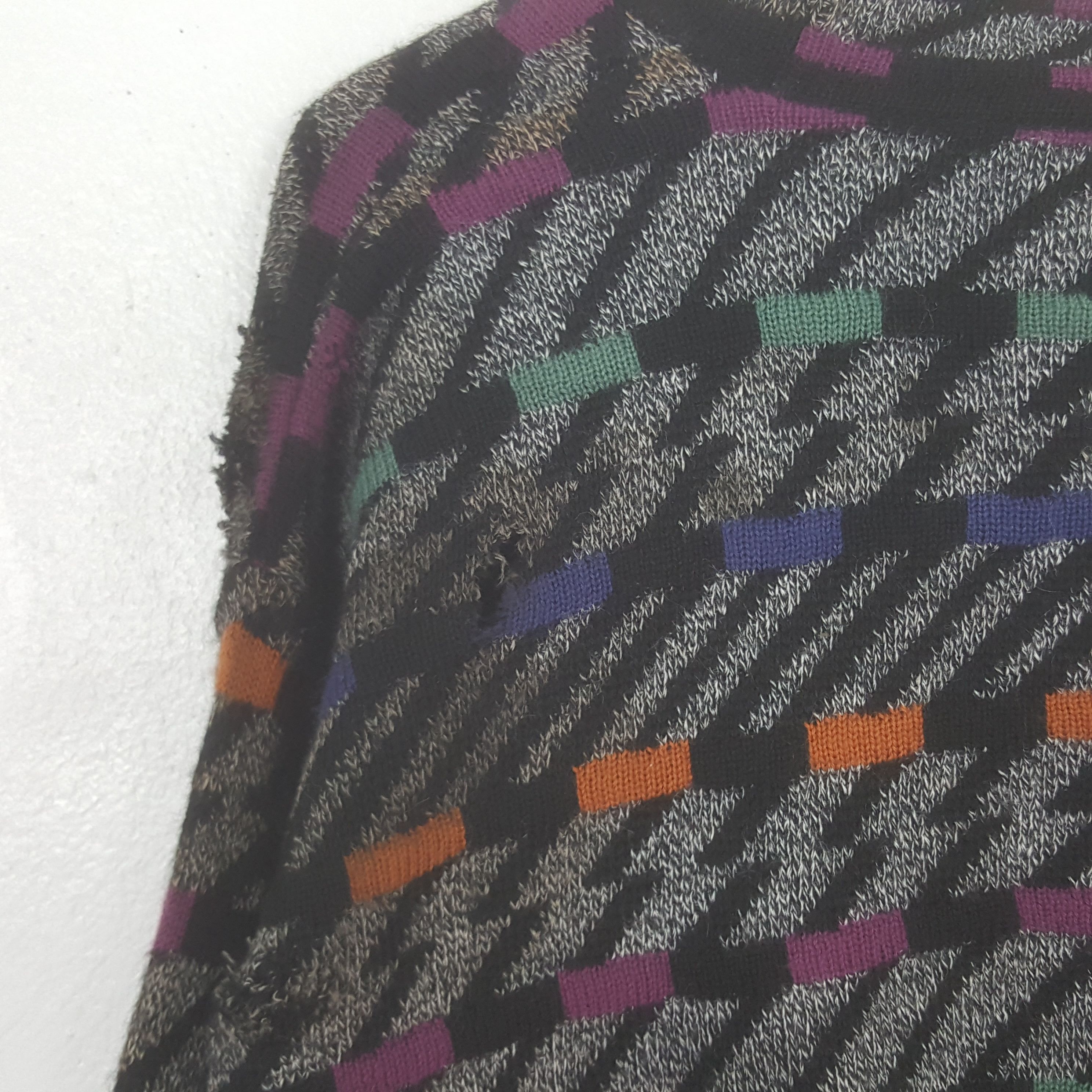 Yves Saint Laurent Vintage Yves Saint Laurent Designer Cardigan C321N16 Size US L / EU 52-54 / 3 - 4 Thumbnail