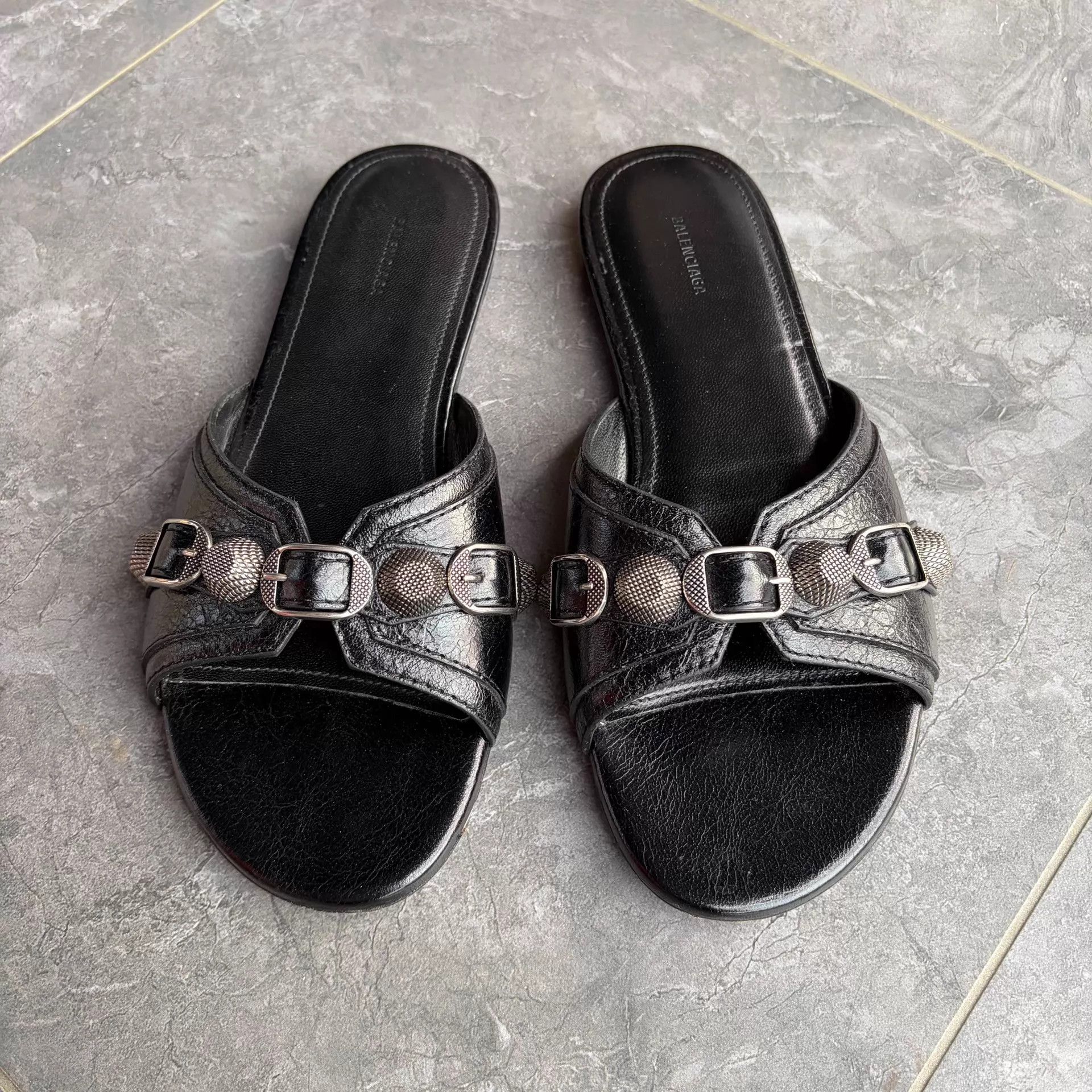 Balenciaga Balenciaga Black Slippers 36 Size US 5.5 / IT 35.5 - 2 Thumbnail