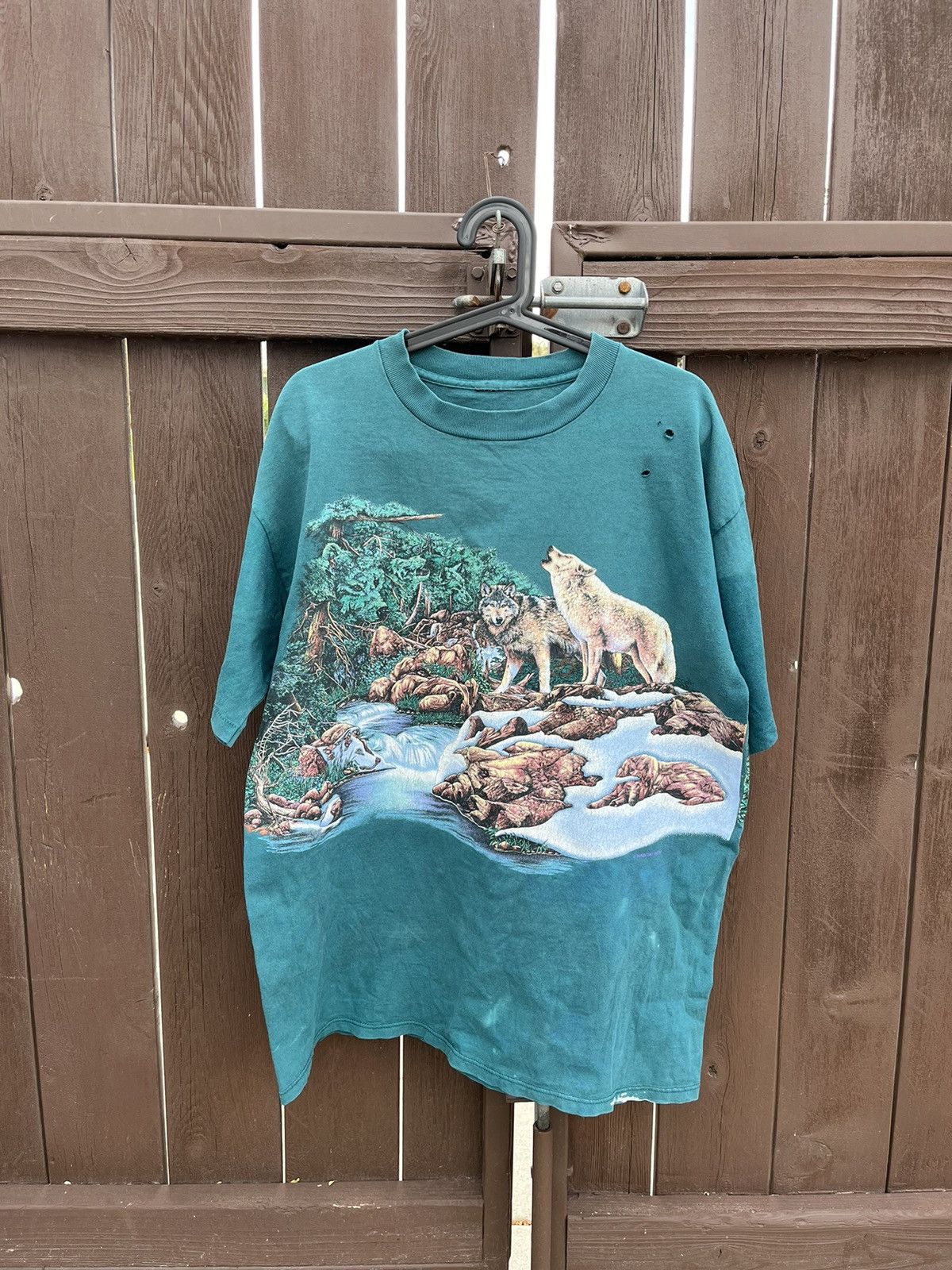 Vintage vintage 90s wrap around wolf nature tee Size US XL / EU 56 / 4 - 1 Thumbnail