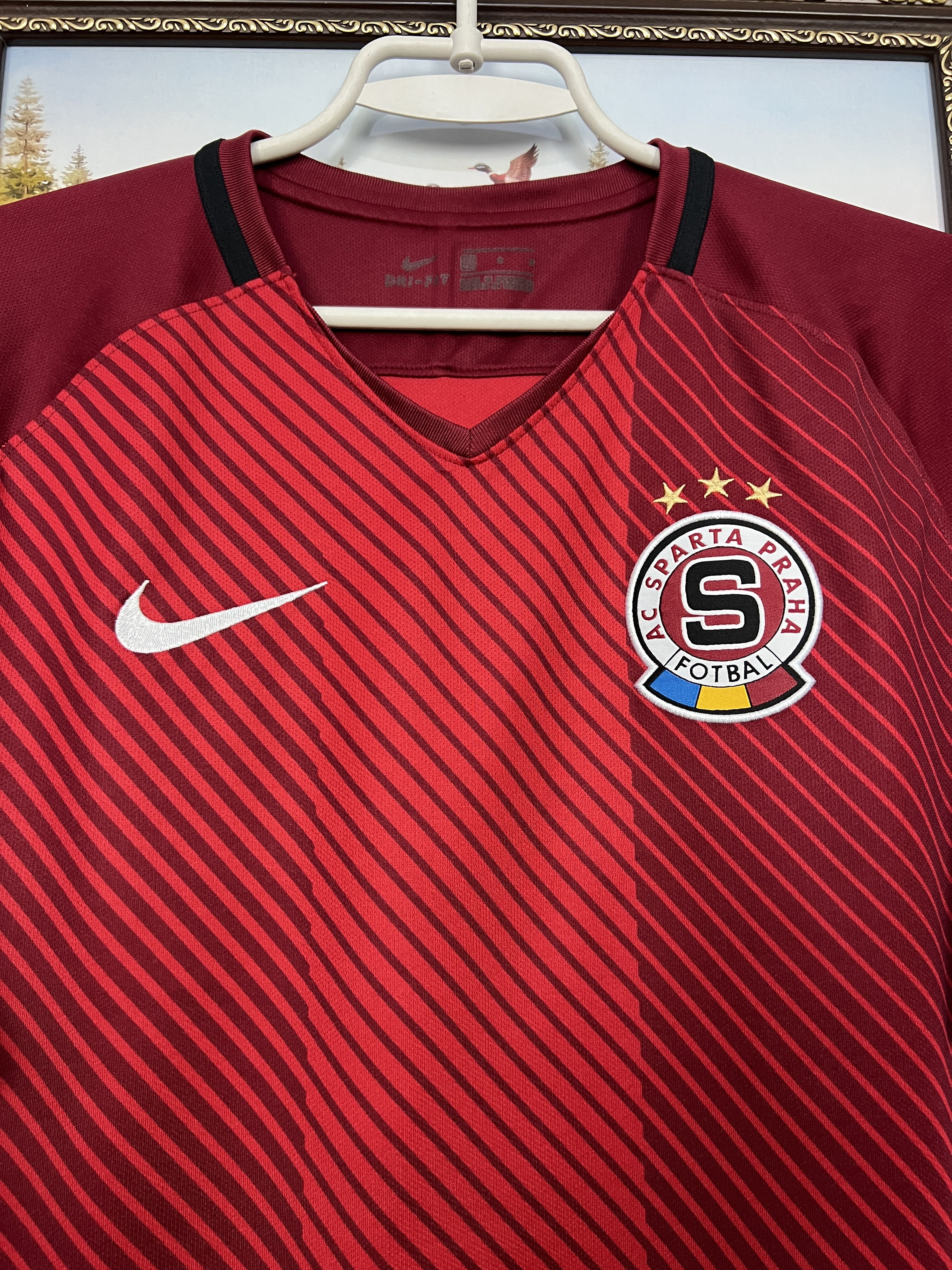 Nike Sparta Praha Home football shirt 2017 Soccer Nike Jersey Size US L / EU 52-54 / 3 - 3 Thumbnail