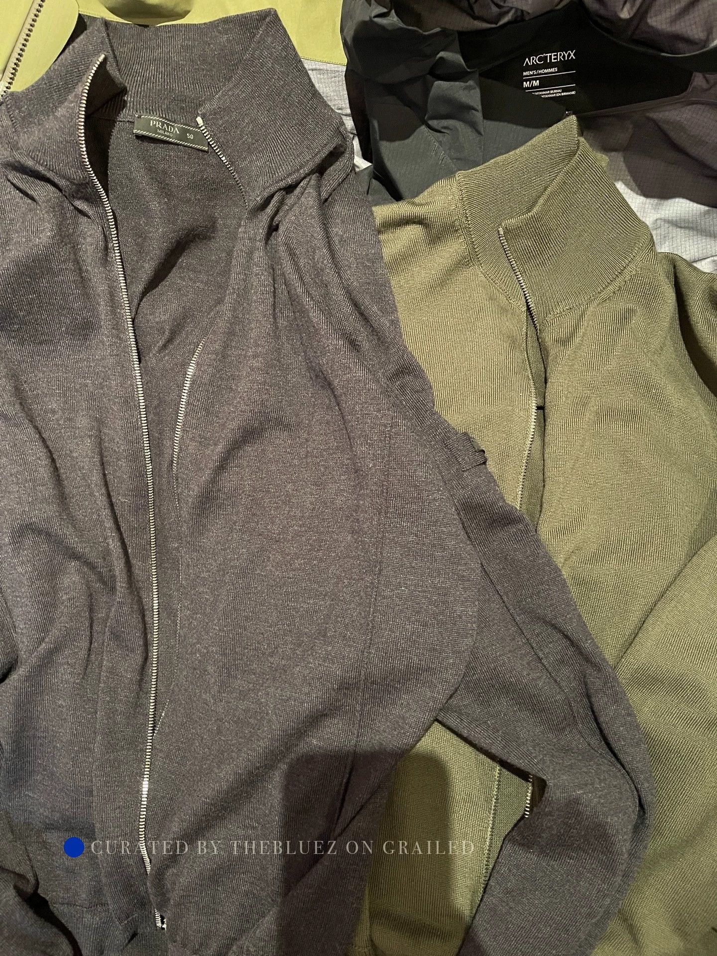 Prada Olive Green Wool Cardigan in Excellent Condition Size US M / EU 48-50 / 2 - 1 Thumbnail