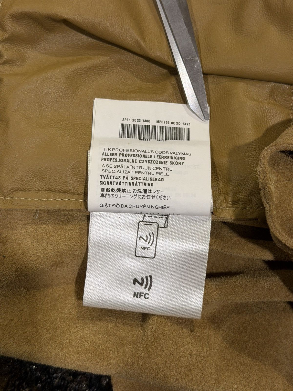 Miu Miu Miu Miu Suede Calf Leather Camel Mini Skirt Size 26" / US 2 / IT 38 - 13 Thumbnail