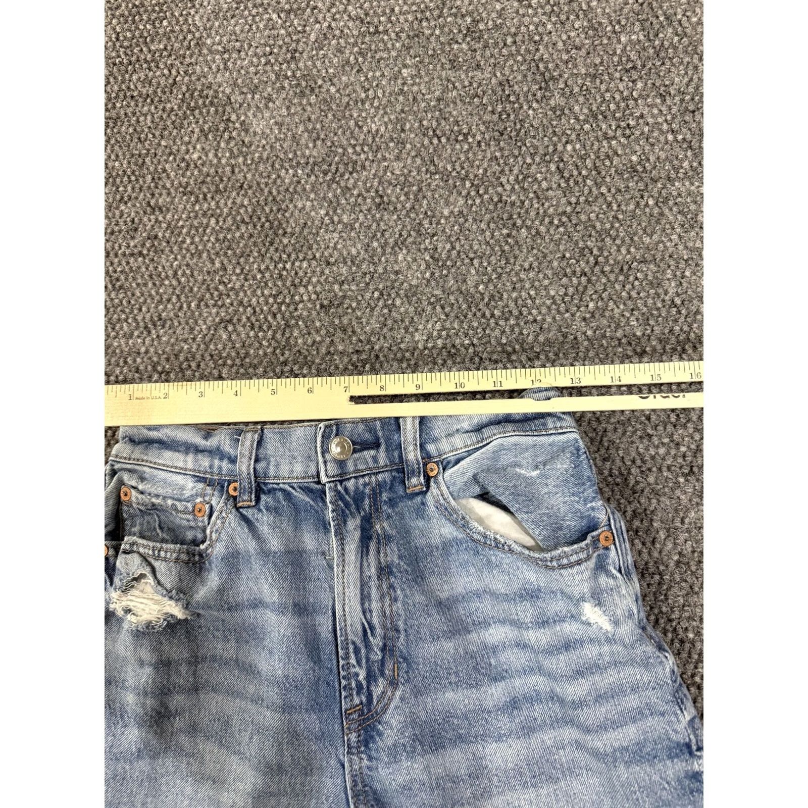 American Eagle Outfitters VINTAGE American Eagle Jeans Womens Highest Rise Baggy Straight Light Wash Distressed 2 Regular Jeans Womens Size 26" / US 2 / IT 38 - 3 Thumbnail